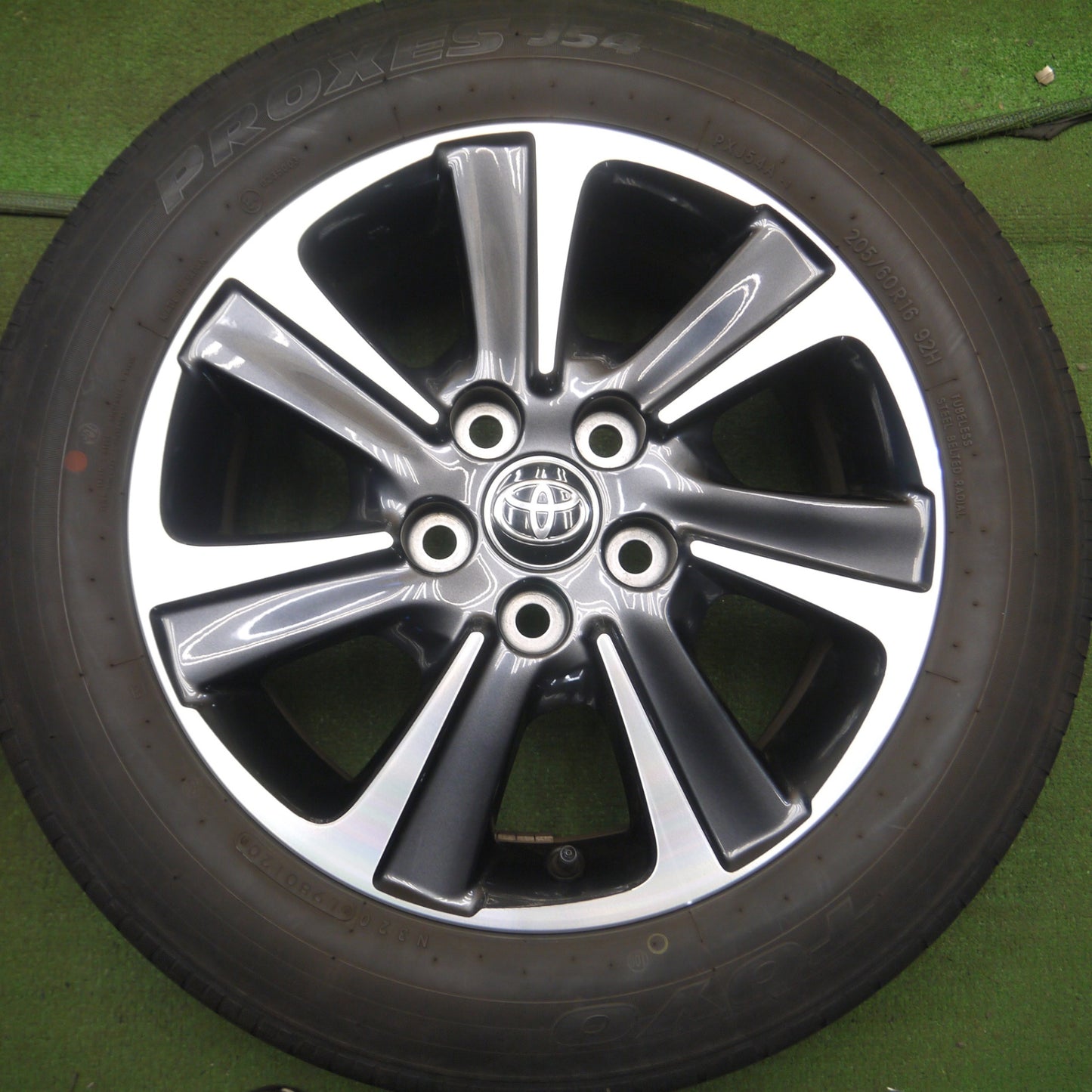 *送料無料* キレイ！20年★トヨタ 80系 ノア ヴォクシー 純正 205/60R16 トーヨー プロクセス J54 16インチ PCD114.3/5H★4031813Hノ