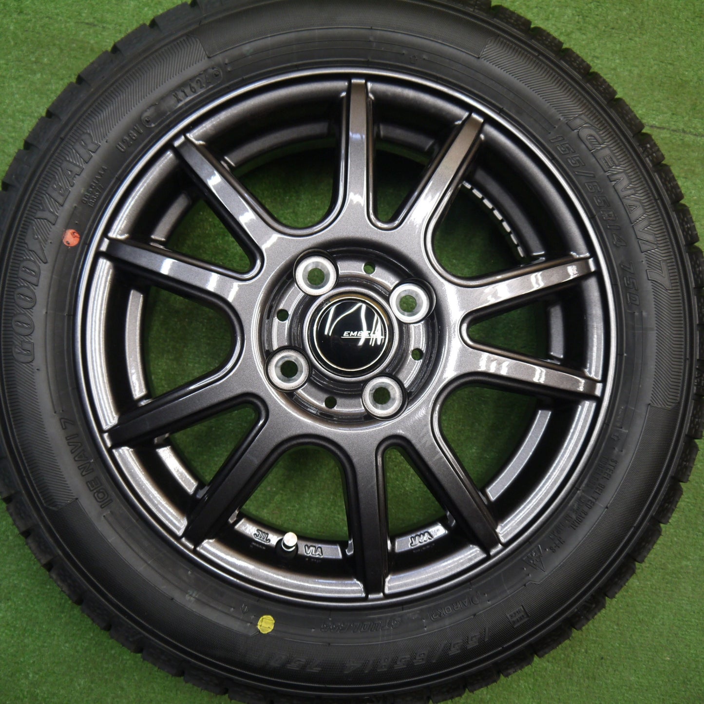 未使用！24年★スタッドレス 155/65R14 グッドイヤー アイスナビ7 EMBELY S10 エンベリー 14インチ PCD100/4H★5120804Hス