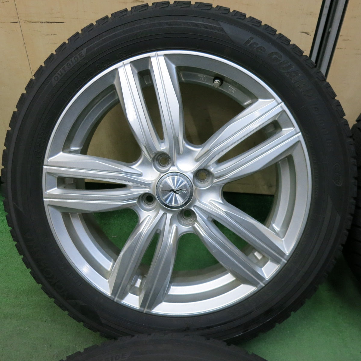 アルミホイール付き スタッドレスタイヤ YOKOHAMA ice GUARD iG50 PLUS