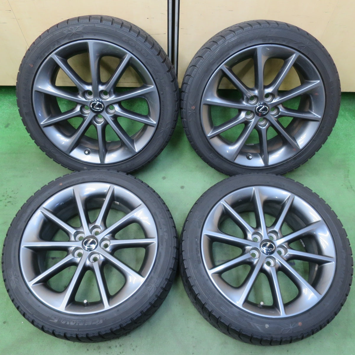 4本価格★レクサス CT 200 h 純正 215/45R17 スタッドレス グッドイヤー アイスナビ6 17インチ PCD100/5H★6011608イス