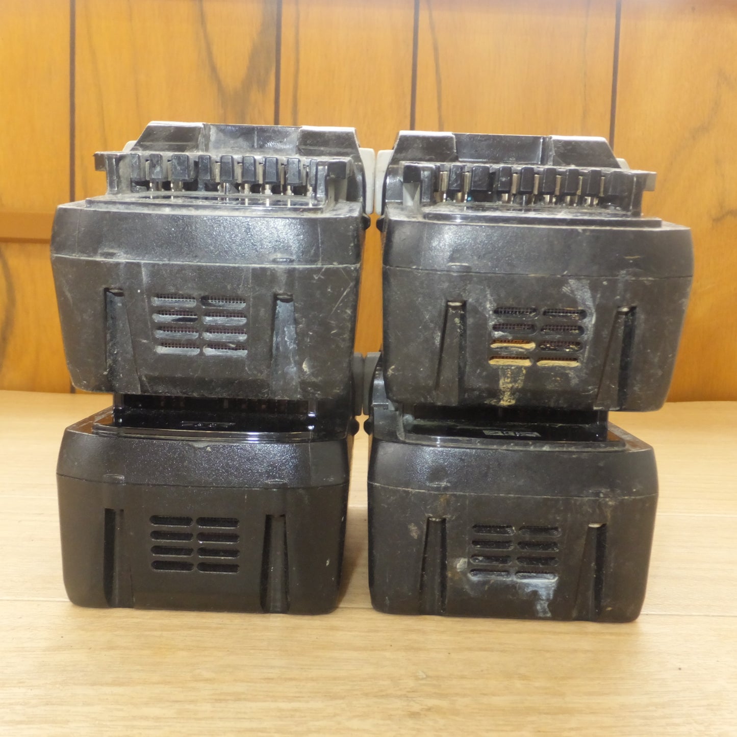 [送料無料] ★ハイコーキ HiKOKI 日立 HITACHI 蓄電池 BSL1860　DC18V 6.0Ah 108Wh Li-ion　4個 セット★