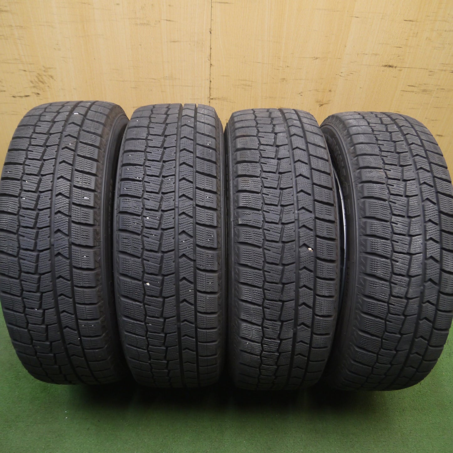*送料無料* バリ溝！22年！キレイ！9.5分★トヨタ 80系 ヴォクシー 純正 スチール 195/65R15 スタッドレス ダンロップ ウインターマックス WM02 PCD114.3/5H★4053102Hス