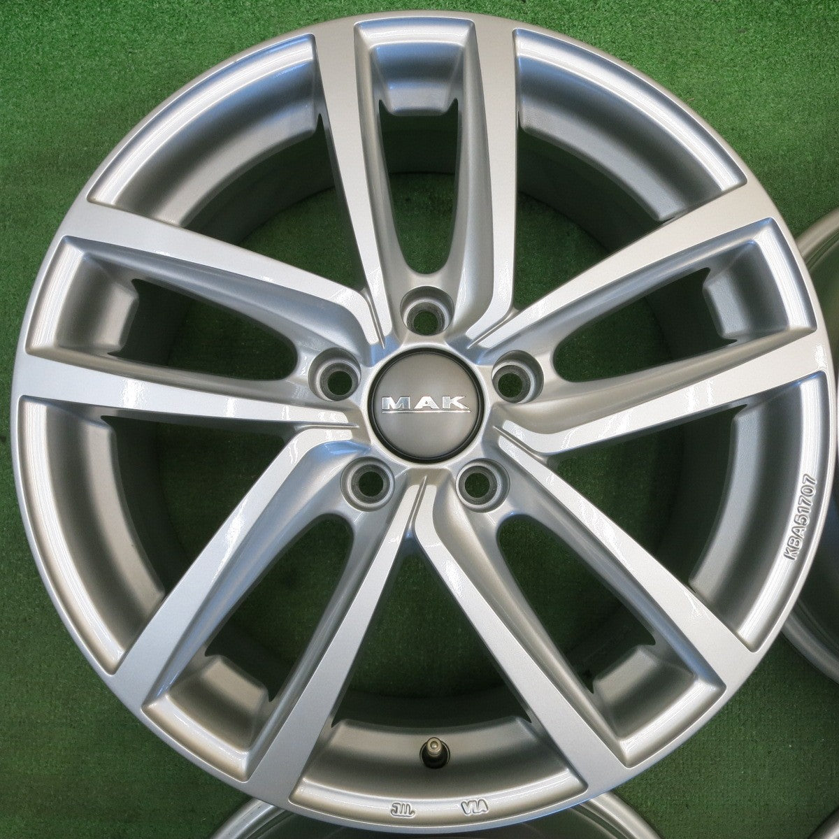 キレイ◎ワーゲン 等 MAK DRESDEN 17インチ ホイール マック ドレスデン 17×7J PCD112/5H◎6080601HAホ