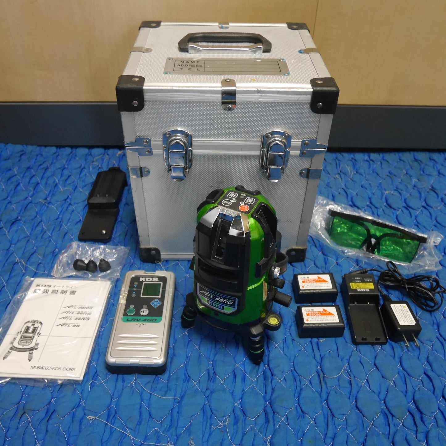 [送料無料] 付属品付き☆ムラテック KDS 360° 高輝度 グリーン レーザー 墨出し器 ATL-96RG レーザー レシーバー LRV-4GD☆