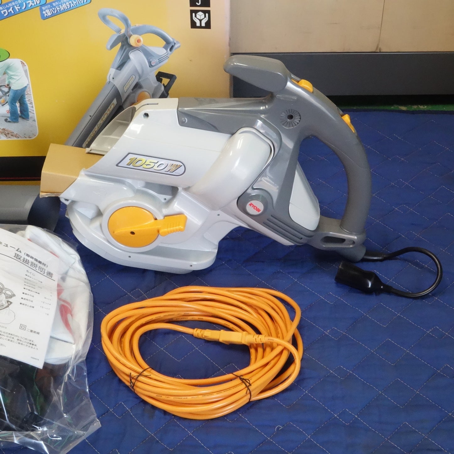 [送料無料] 未使用☆リョービ ブロワ バキューム 100V RESV-1010 ブロア 送風 集塵 RYOBI 電動 工具☆