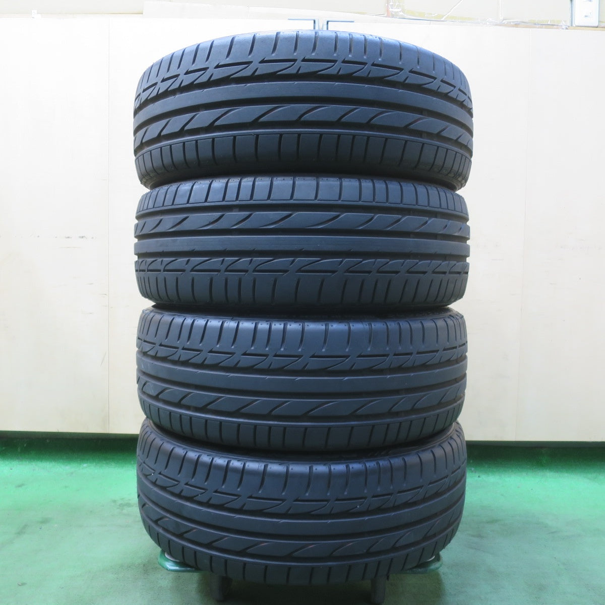 ほぼ新車外し！25年★205/45R17 ブリヂストン ポテンザ S001 タイヤ 17インチ アクア ヤリス ヴィッツ ノート ロードスター 等★6011615イノタ