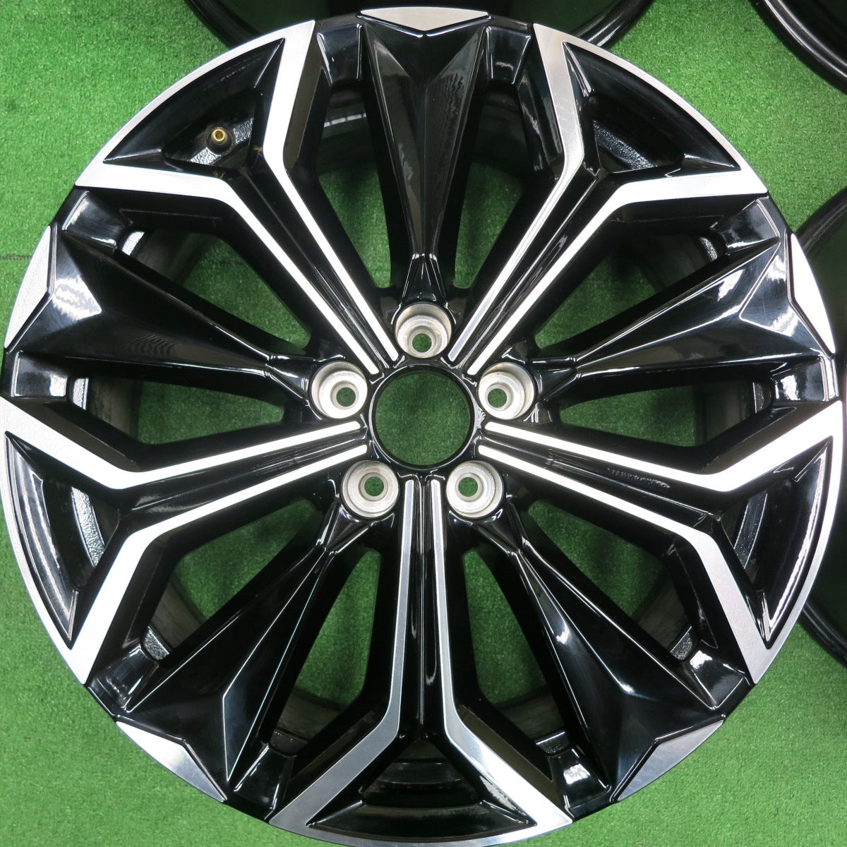 [送料無料] キレイ★シトロエン DS4 純正 ホイール 19インチ 7J×19 PCD108/5H★4101005HAホ