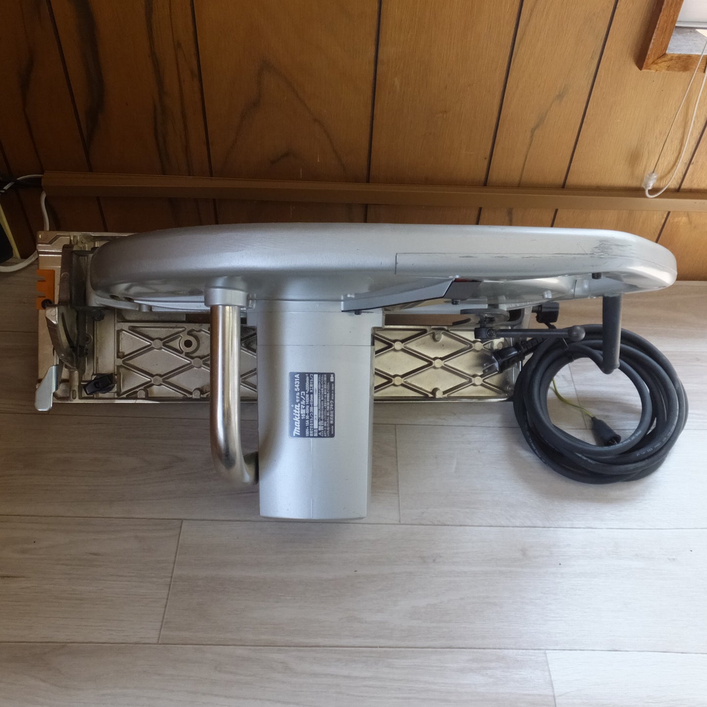 [送料無料] キレイ★マキタ makita 16型マルノコ 5431A　388～415mm　100V～ 15A 50-60Hz 1450W　木工用マルノコ★
