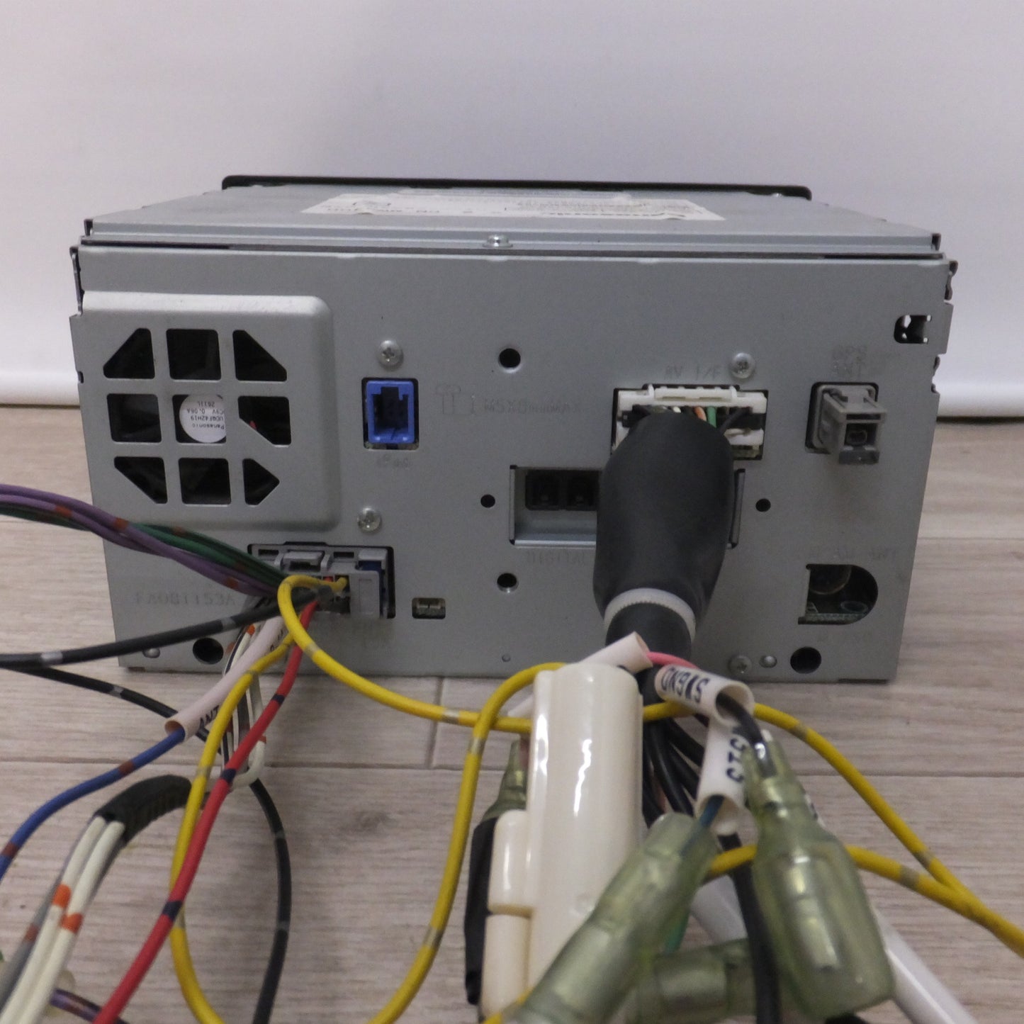 [送料無料] ★パナソニック Panasonic SDカーナビステーション CN-MW240D(10★