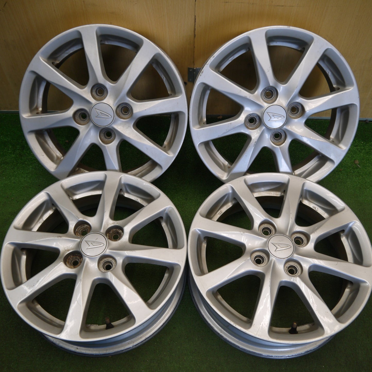 4本価格★ダイハツ タント ムーヴ 等 純正 ホイール 14インチ 14×4.5J PCD100/4H★6051101Hホ