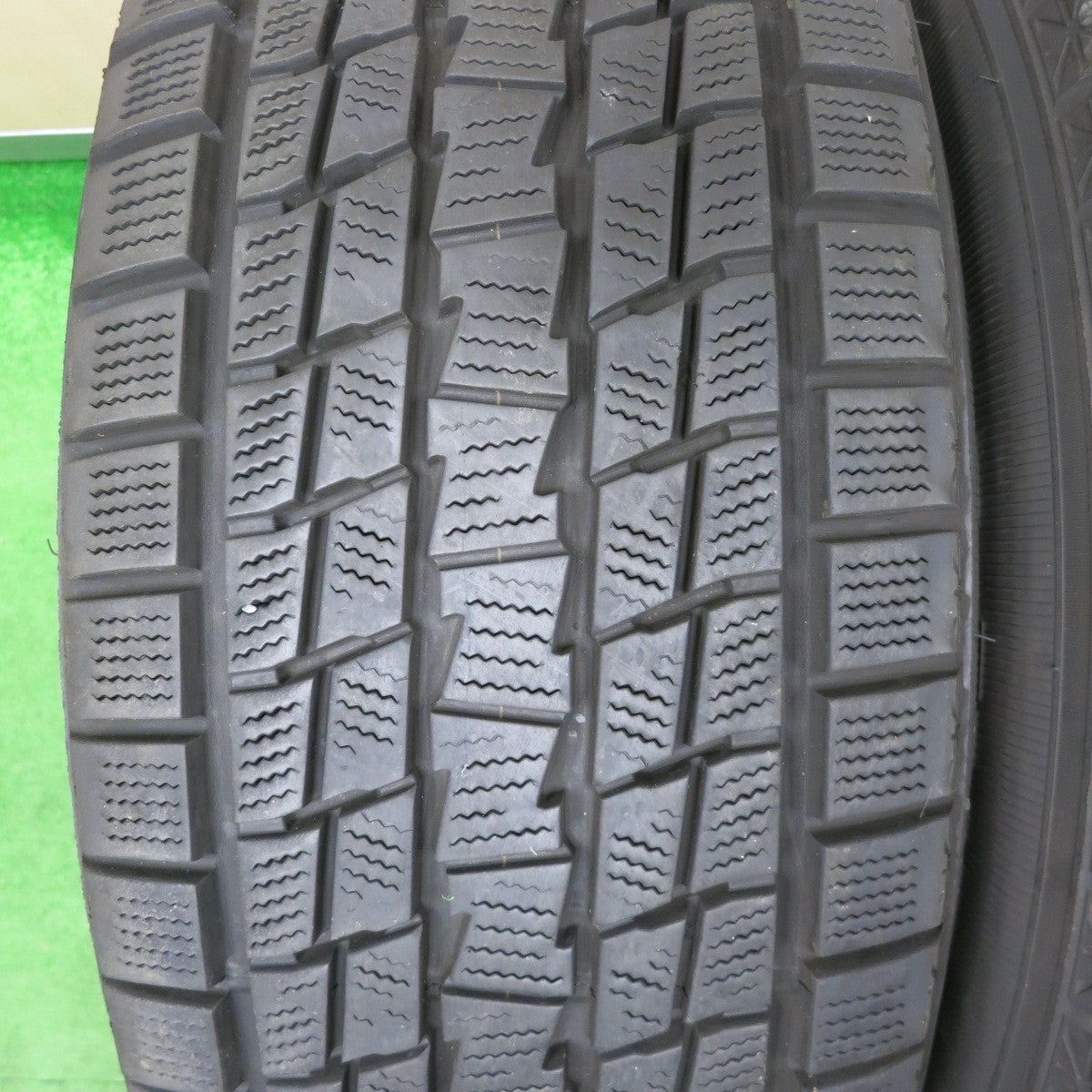 [送料無料] バリ溝！21年！キレイ！9分★トヨタ 125系 ハイラックス 純正 ENKEI 265/65R17 スタッドレス グッドイヤー アイスナビ SUV エンケイ PCD139.7/6H★4102503NJス