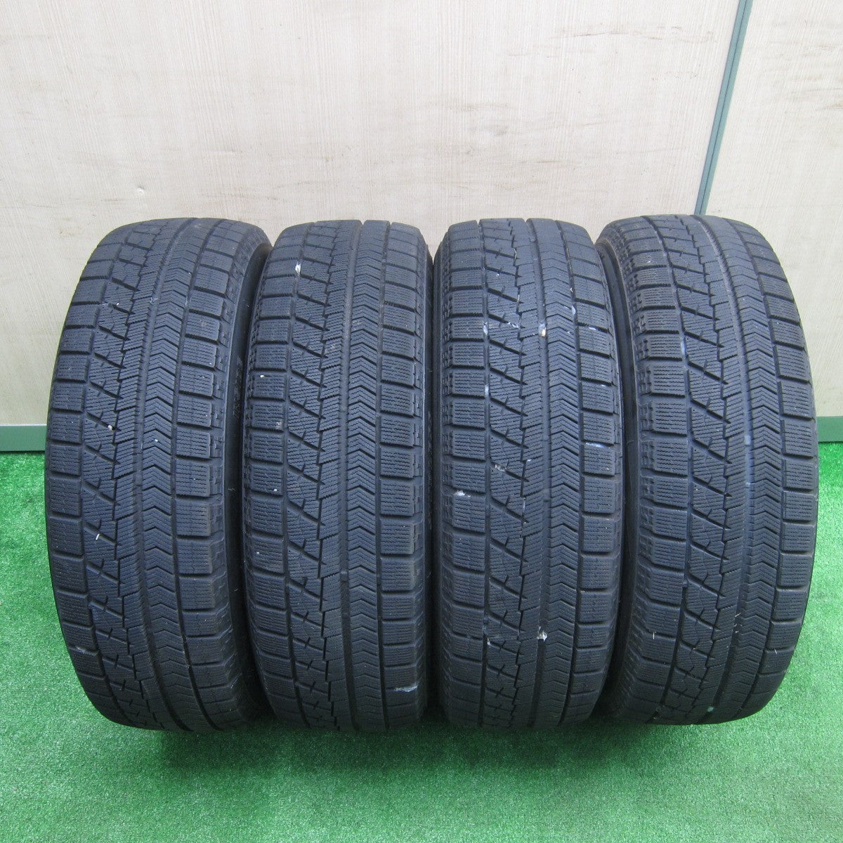 [送料無料] キレイ！20年★スタッドレス 195/65R15 ブリヂストン ブリザック VRX Humanline ヒューマンライン 15インチ PCD100/4H★4111806TNス