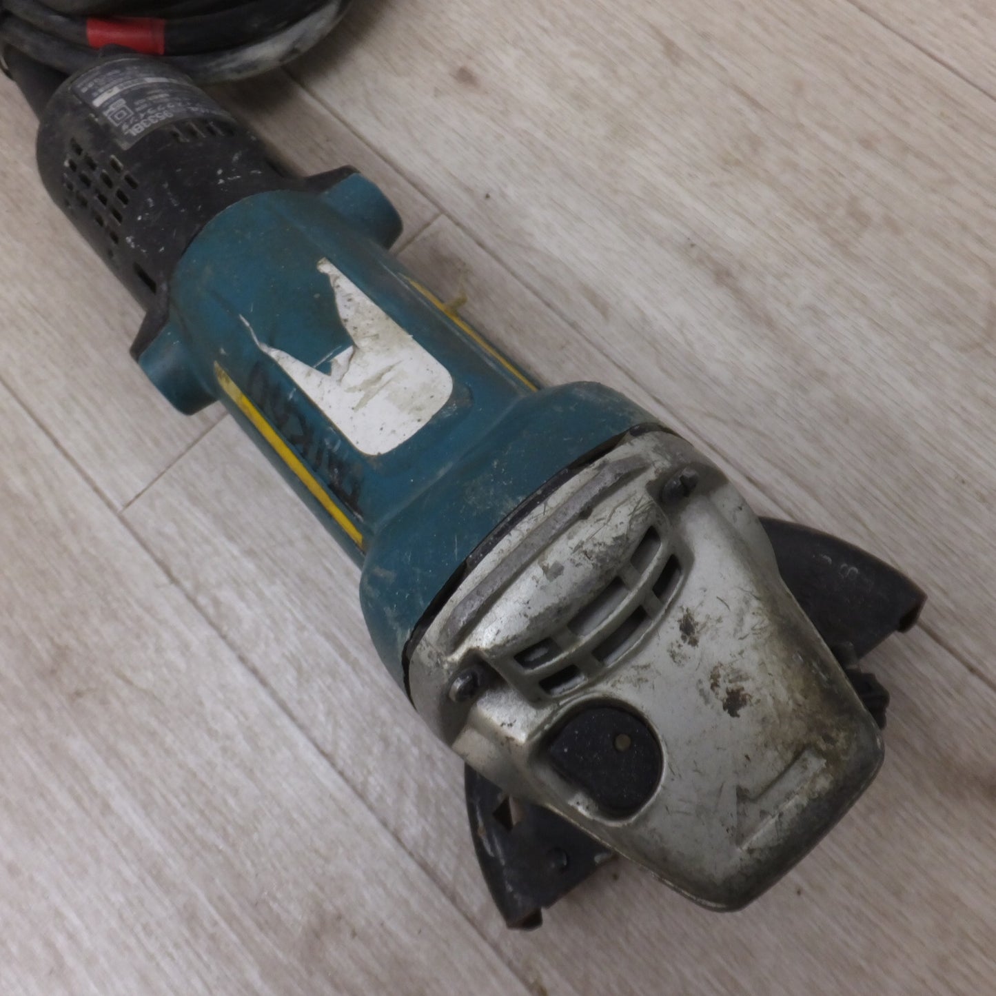 [送料無料] ★マキタ makita 100mm ディスクグラインダ 9533BL　100V～ 7.4A 50-60Hz 720W★
