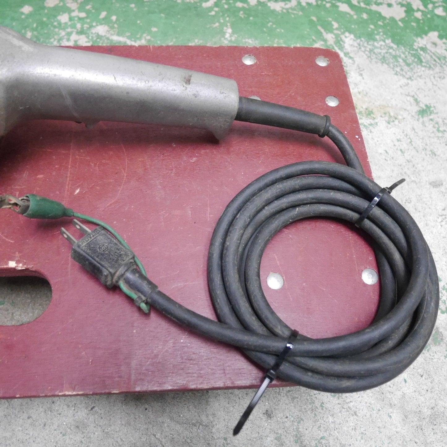 [送料無料] ☆日立 180mm 電気 ディスクグラインダ PD-180A 電動 工具 研削 研摩 研磨 機 HITACHI 100V コード式☆