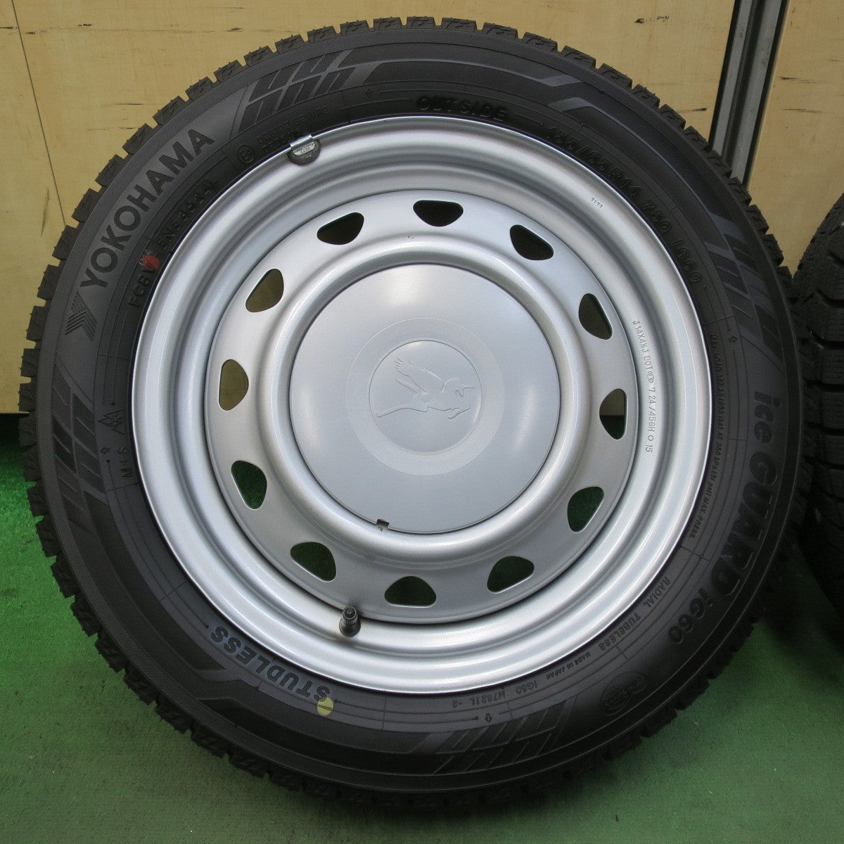 バリ溝！24年！キレイ！ほぼ10分★スタッドレス 155/65R14 ヨコハマ アイスガード iG60 Carrowin スチール ホイール 14インチ PCD100 114.3/4H マルチ★5110804イス