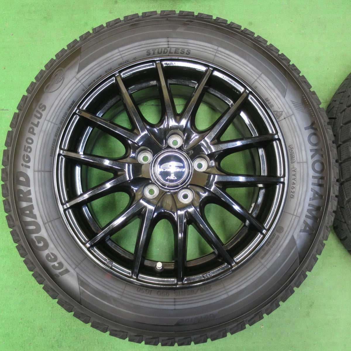 [送料無料] バリ溝！20年！キレイ！9分★スタッドレス 205/65R16 ヨコハマ アイスガード iG50 プラス SCHNEIDER MiD シュナイダー 16インチ PCD114.3/5H★4110511イス