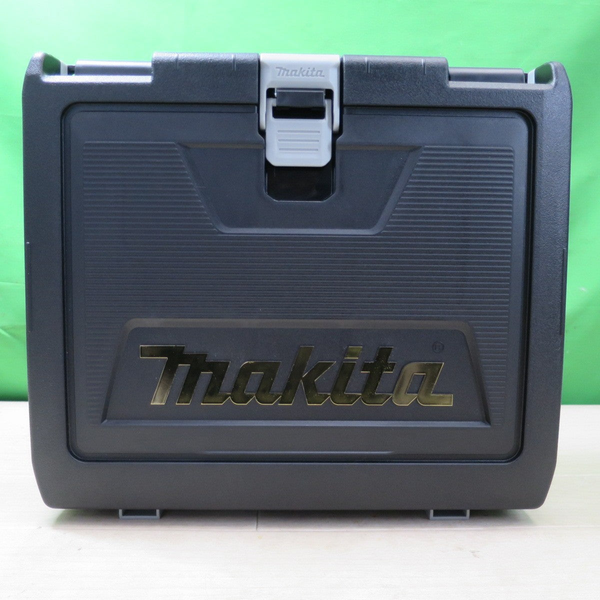 [送料無料] 未使用！バッテリー2個☆マキタ 充電式 インパクトドライバ TD173D GXPY 電動 工具 18V 6.0Ah makita コードレス☆