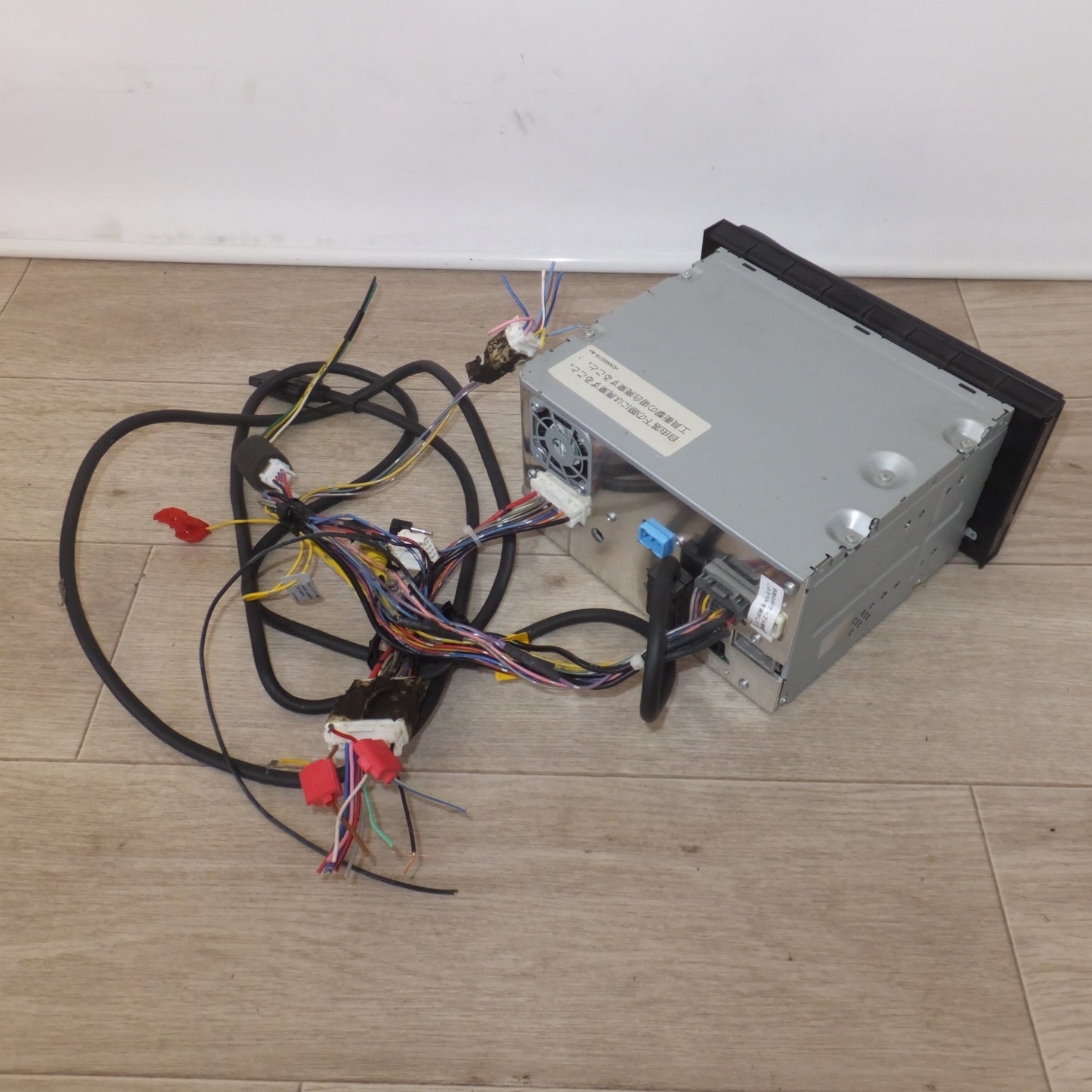 [送料無料] ★パイオニア製 日産 純正 オリジナルナビゲーションMP311D-W B8260-7990G[5]★