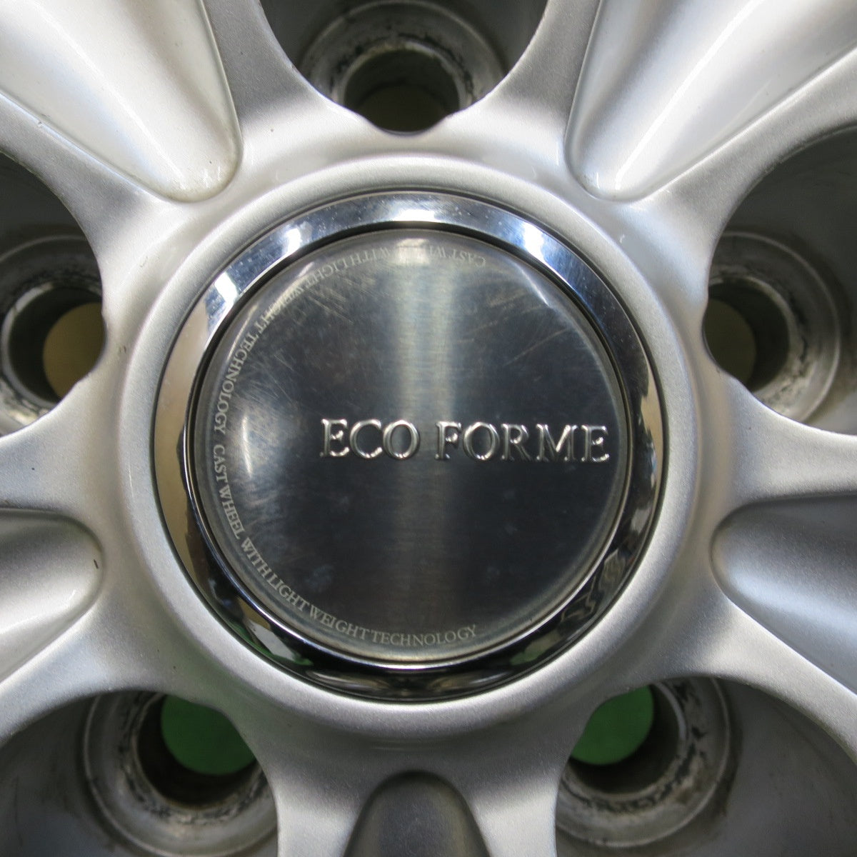 [送料無料] バリ溝！キレイ！9.5分★スタッドレス 205/60R16 ブリヂストン ブリザック VRX2 ECO FORME エコフォルム 16インチ PCD114.3/5H★5032914イス