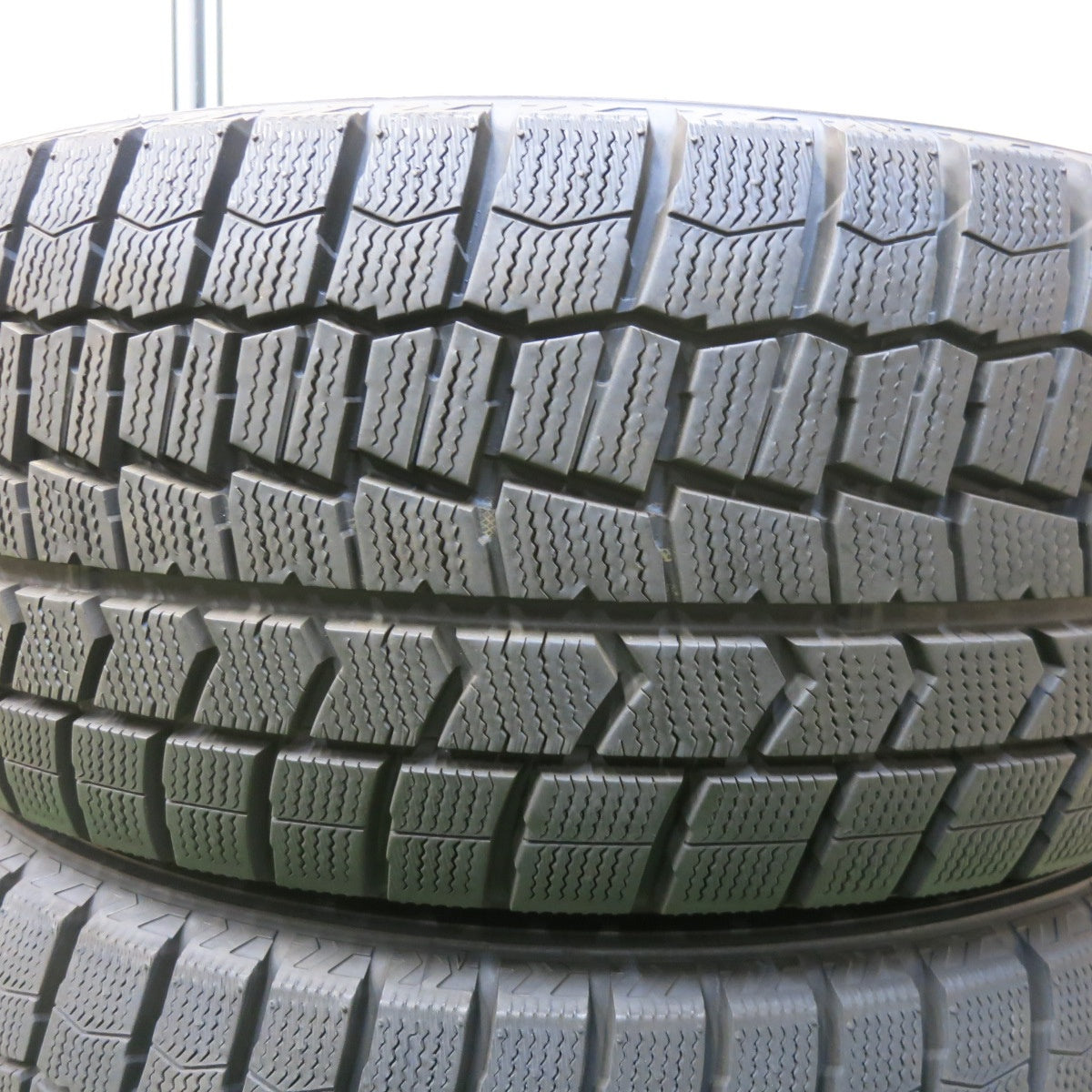 バリ溝！キレイ！9.5分★ベンツ 等 BORBET 225/50R17 スタッドレス ダンロップ ウインターマックス WM02 ボルベット 17インチ PCD112/5H★5062603SYス