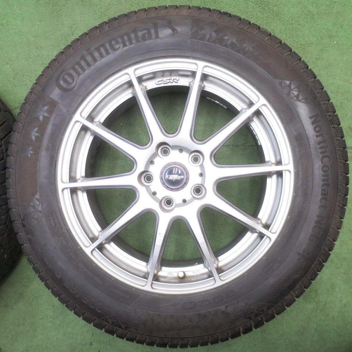 バリ溝！23年！キレイ！9.5分★スタッドレス 225/65R17 コンチネンタル ノースコンタクト NC6 X CROSS SPEED PREMIUM クロススピード プレミアム 17インチ PCD114.3/5H★6051909NJス