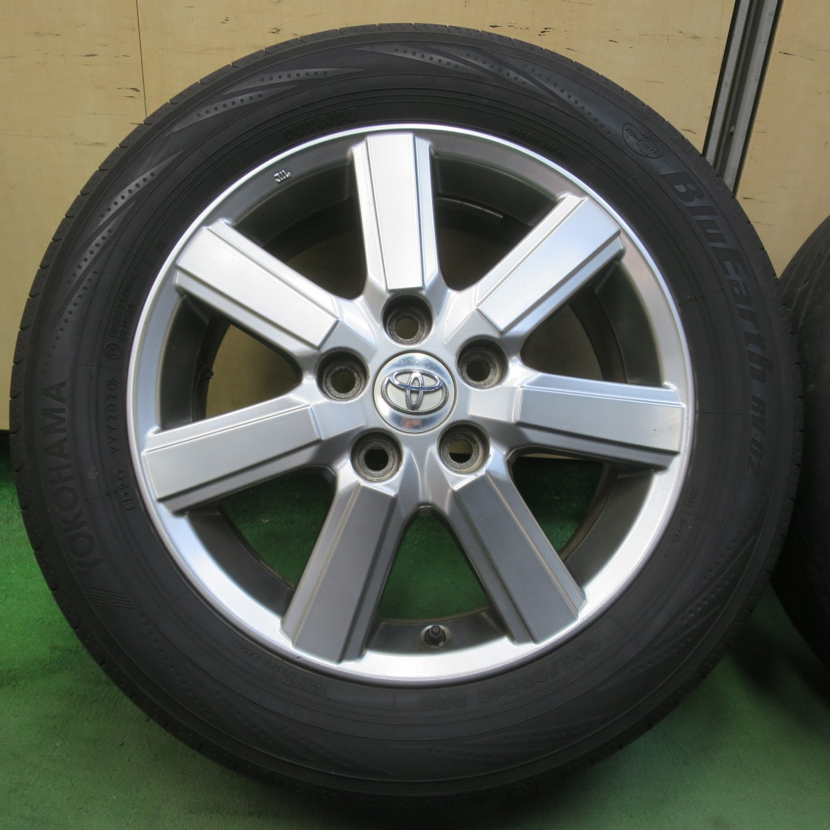 4本価格★トヨタ 70系 ノア ヴォクシー 純正 205/60R16 ヨコハマ ブルーアース RV-02 ダンロップ エナセーブ EC204 16インチ PCD114.3/5H★6032412イノ