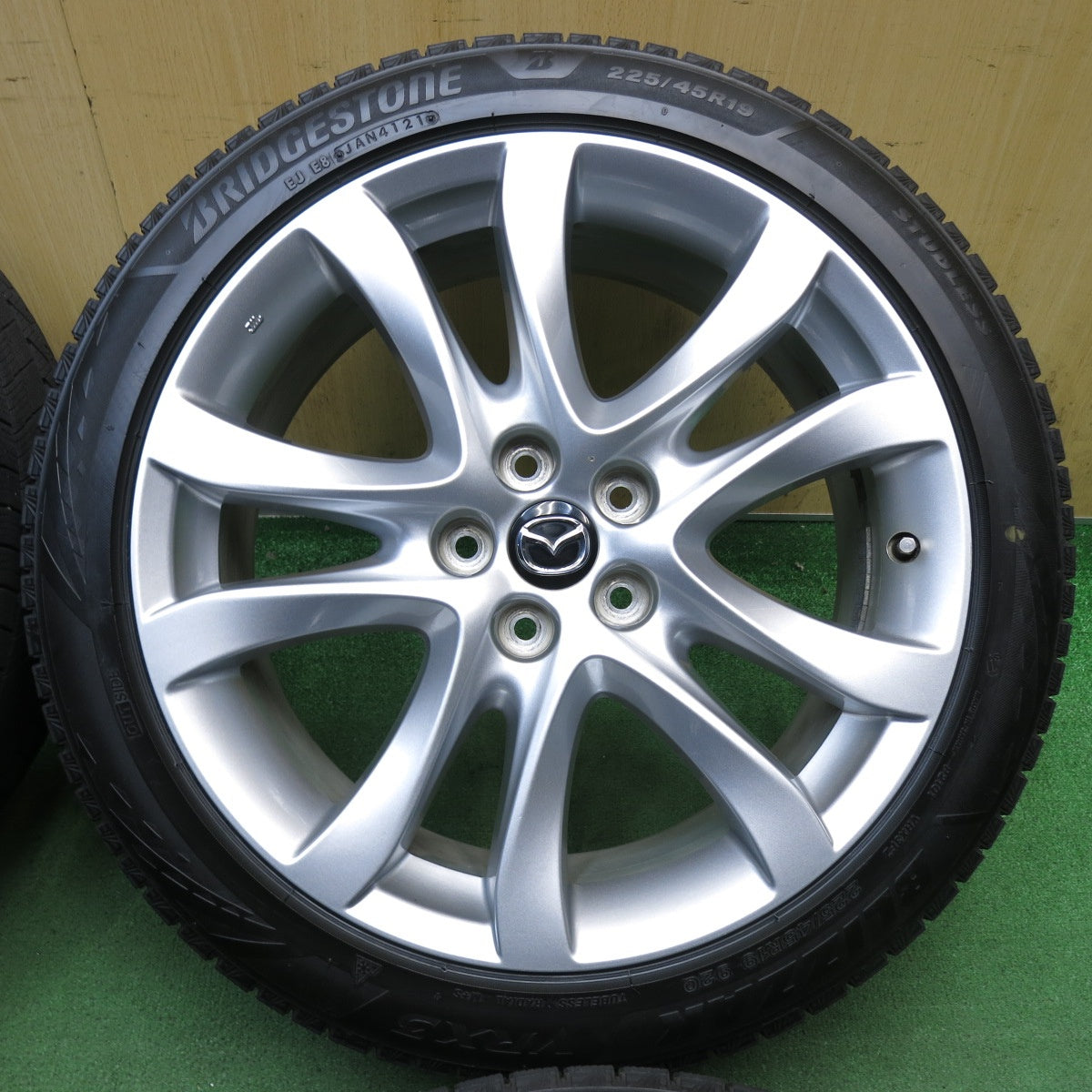 4本価格◎マツダ GJ系 アテンザ 純正 225/45R19 スタッドレス ブリヂストン ブリザック VRX3 19インチ PCD114.3/5H◎6083102KKス