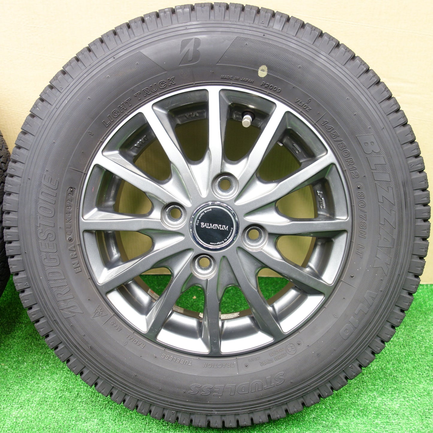 バリ溝！22年！キレイ！9.5分★スタッドレス 145/80R12 80/78N ブリヂストン ブリザック VL10 BALMINUM バルミナ AR12 12インチ PCD100/4H★5112102KTス
