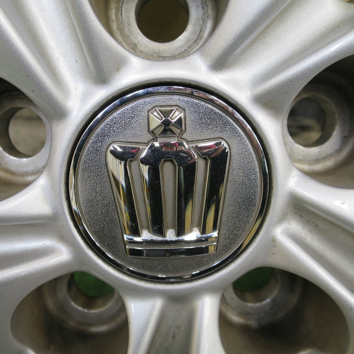 4本価格★トヨタ 210系 クラウン ロイヤル サルーン 純正 ホイール 16インチ 16×7J PCD114.3/5H★6021102NGホ