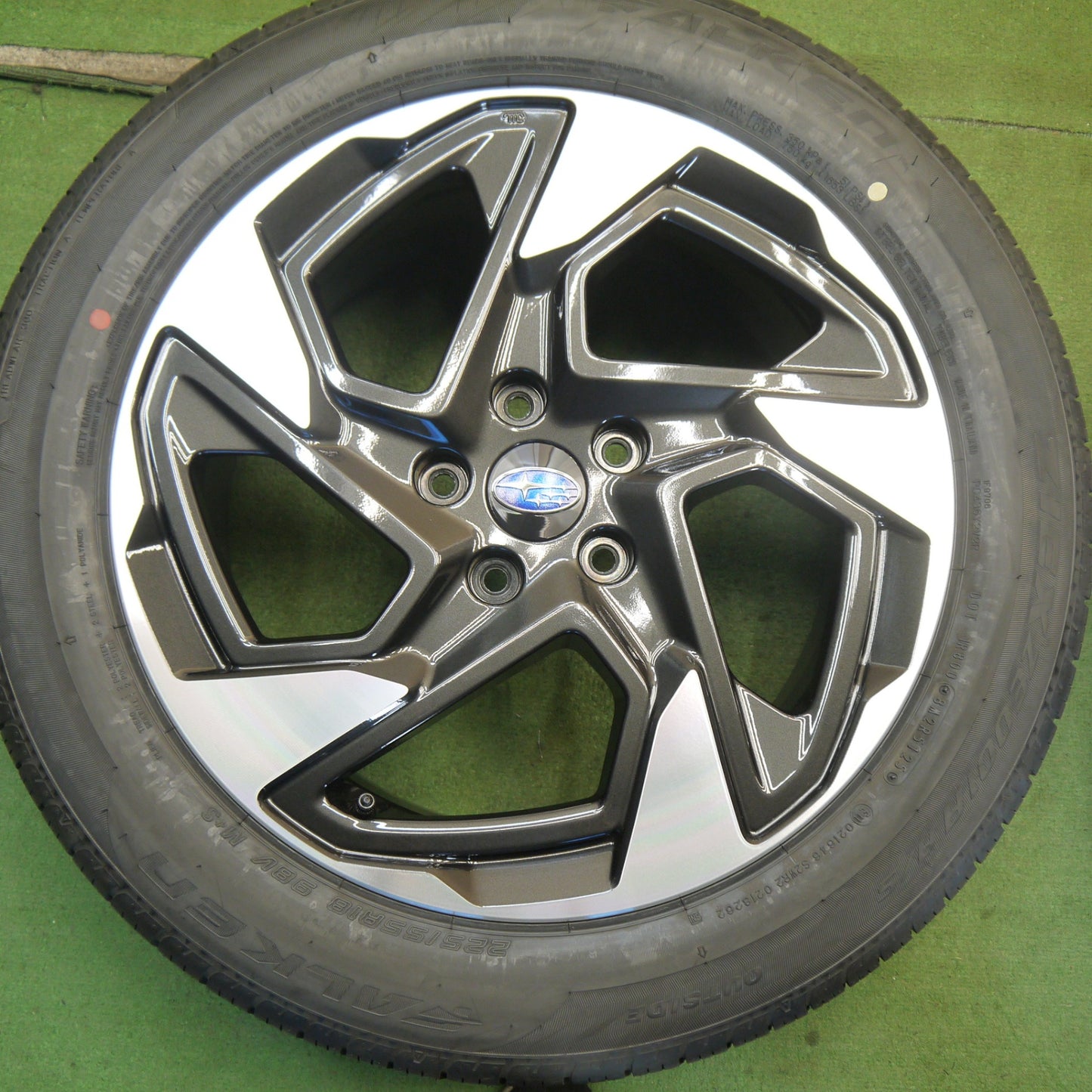 新車外し！25年★スバル クロストレック 純正 225/55R18 ファルケン ZIEX ZE001A A/S 18インチ PCD114.3/5H★6060907Hノ