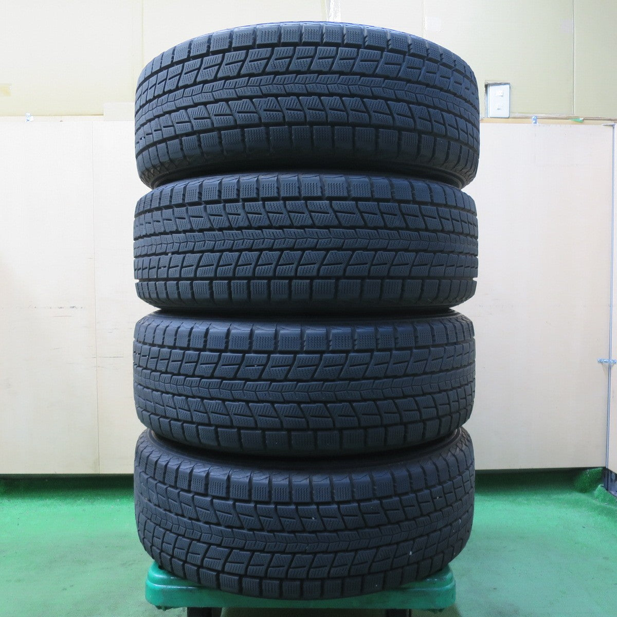バリ溝！9.5分★スタッドレス 235/55R19 ダンロップ ウインターマックス SJ8 NOVARIS BEONDE PR ノヴァリス ビオンド 19インチ PCD114.3/5H★5051009イス