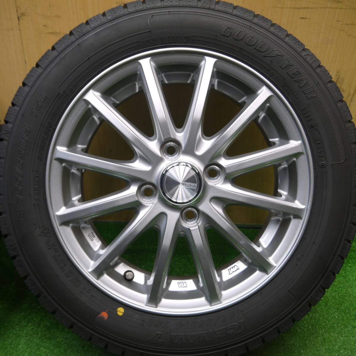 タイヤほぼ未使用！23年！キレイ★スタッドレス 155/65R14 グッドイヤー アイスナビ7 WEZEN 14インチ PCD100/4H★4121610Hス
