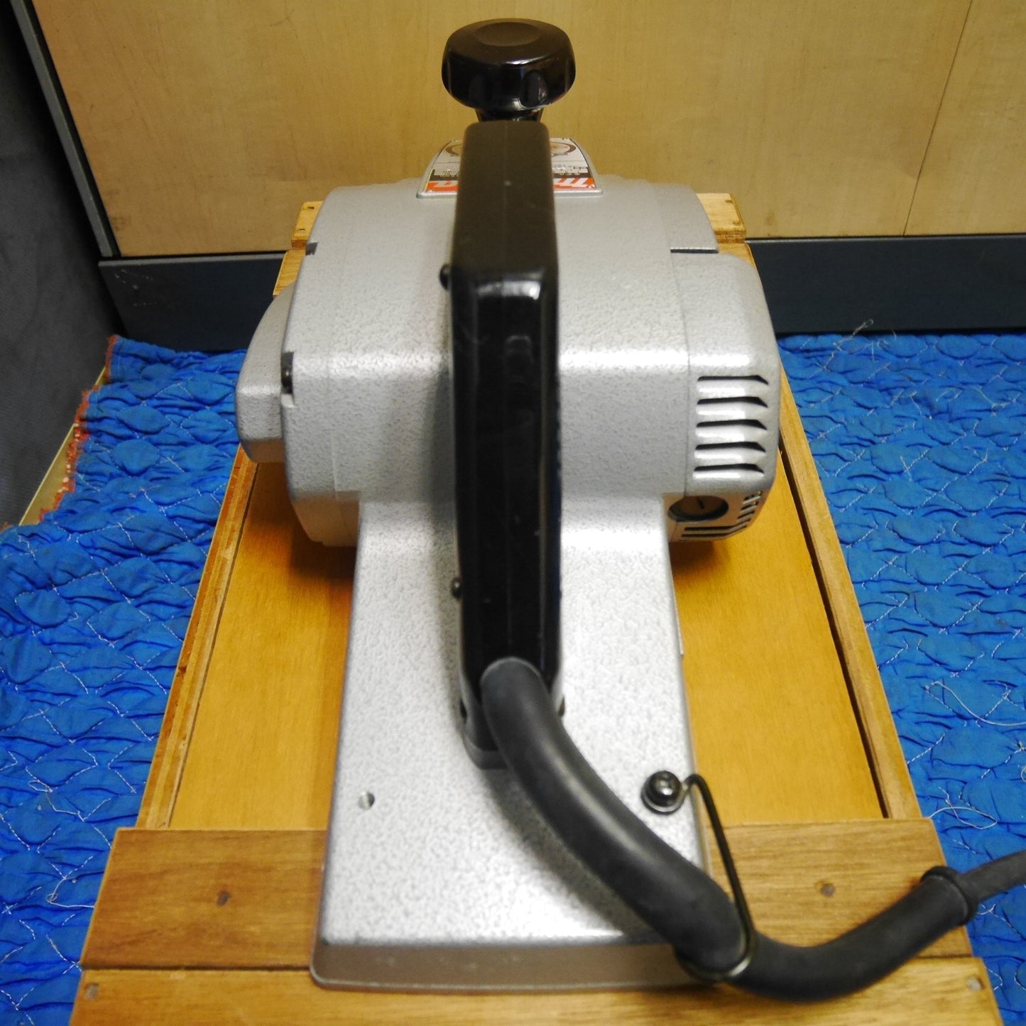 [送料無料] キレイ☆マキタ 2スピード カンナ 1804N 電動 工具 電気 かんな 鉋 100V 切削 幅 136mm コード式 makita☆