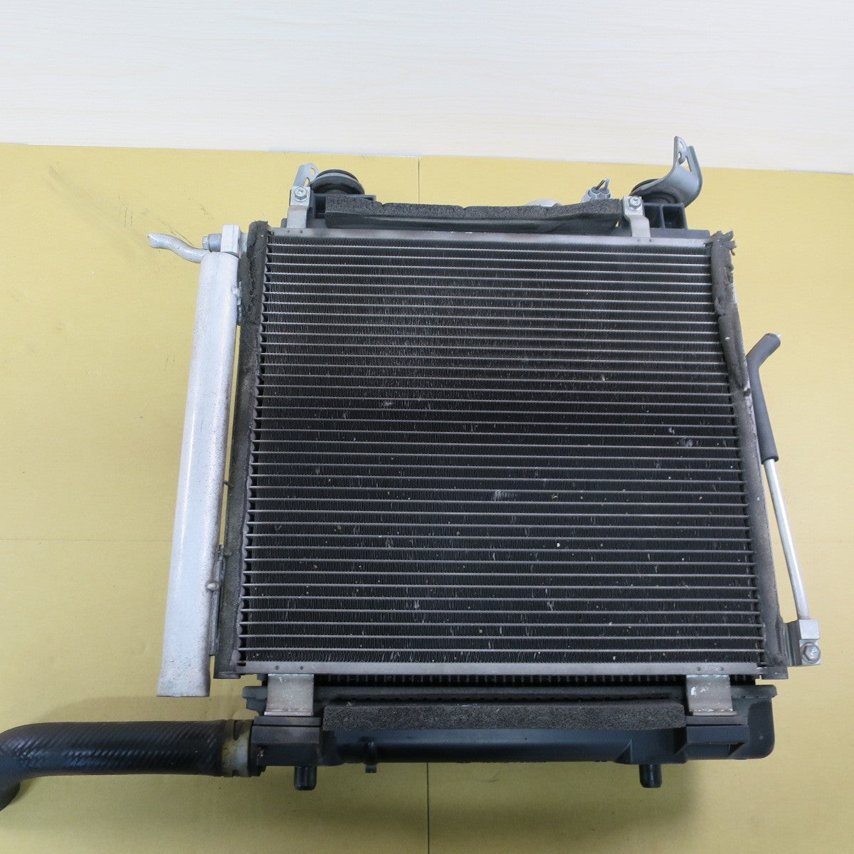 ♪スズキ MH34S ワゴンR 純正 DENSO ラジエーター N-09 88kPa 222000-7211 電動 ファン 065000-3390 デンソー カー パーツ♪ [送料無料]