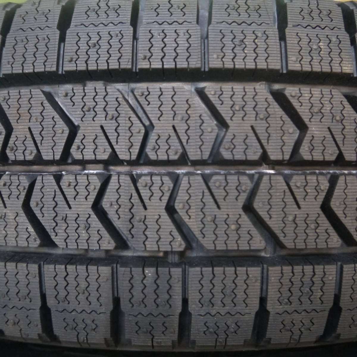 未使用！23年★トラック タイヤ 205/75R16 113/111N スタッドレス ブリヂストン ブリザック W989 16インチ★4020902Hスタ