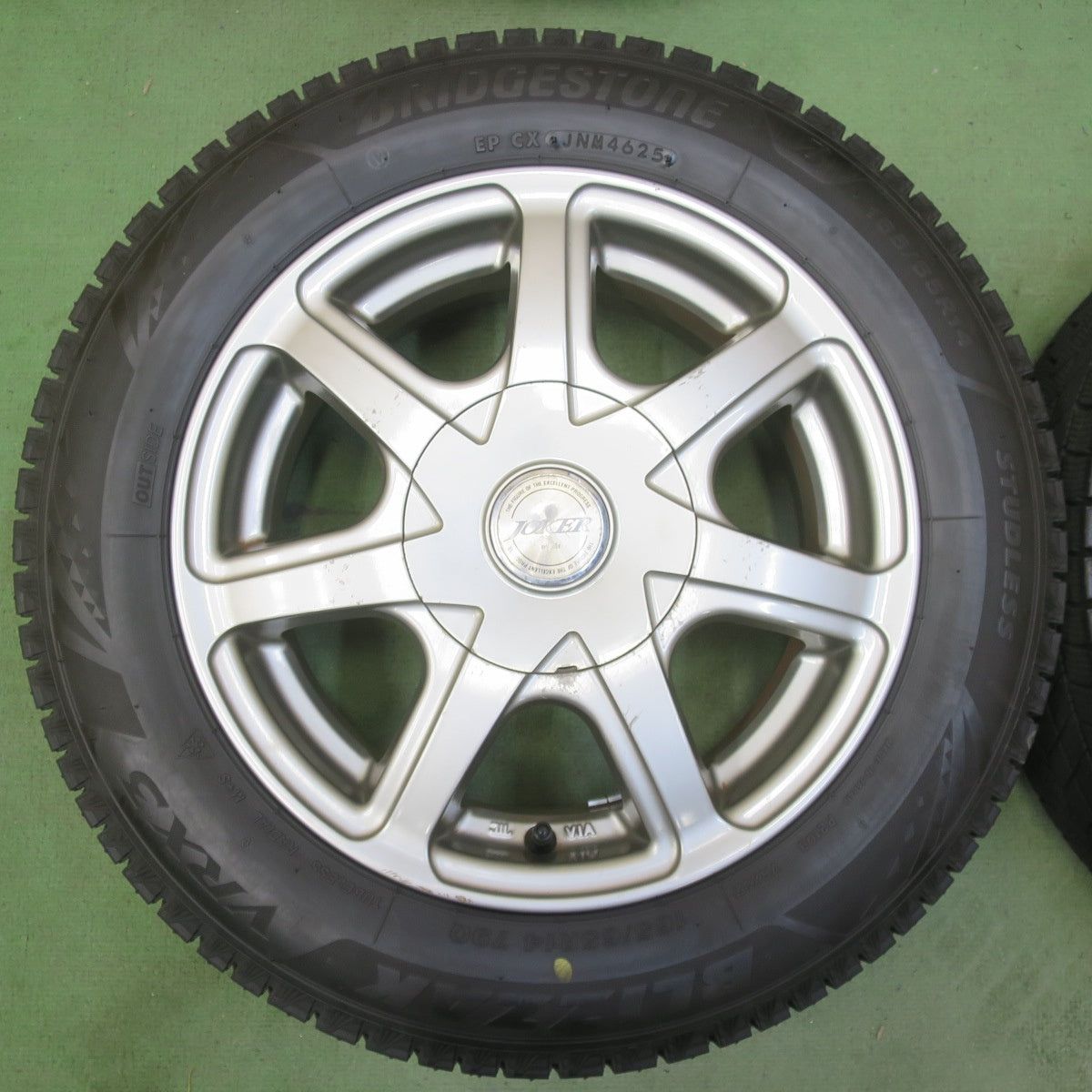 バリ溝！25年！ほぼ10分◎スタッドレス 165/65R14 ブリヂストン ブリザック VRX3 JOKER ジョーカー 14インチ PCD100 114.3/4H マルチ◎6070806イス