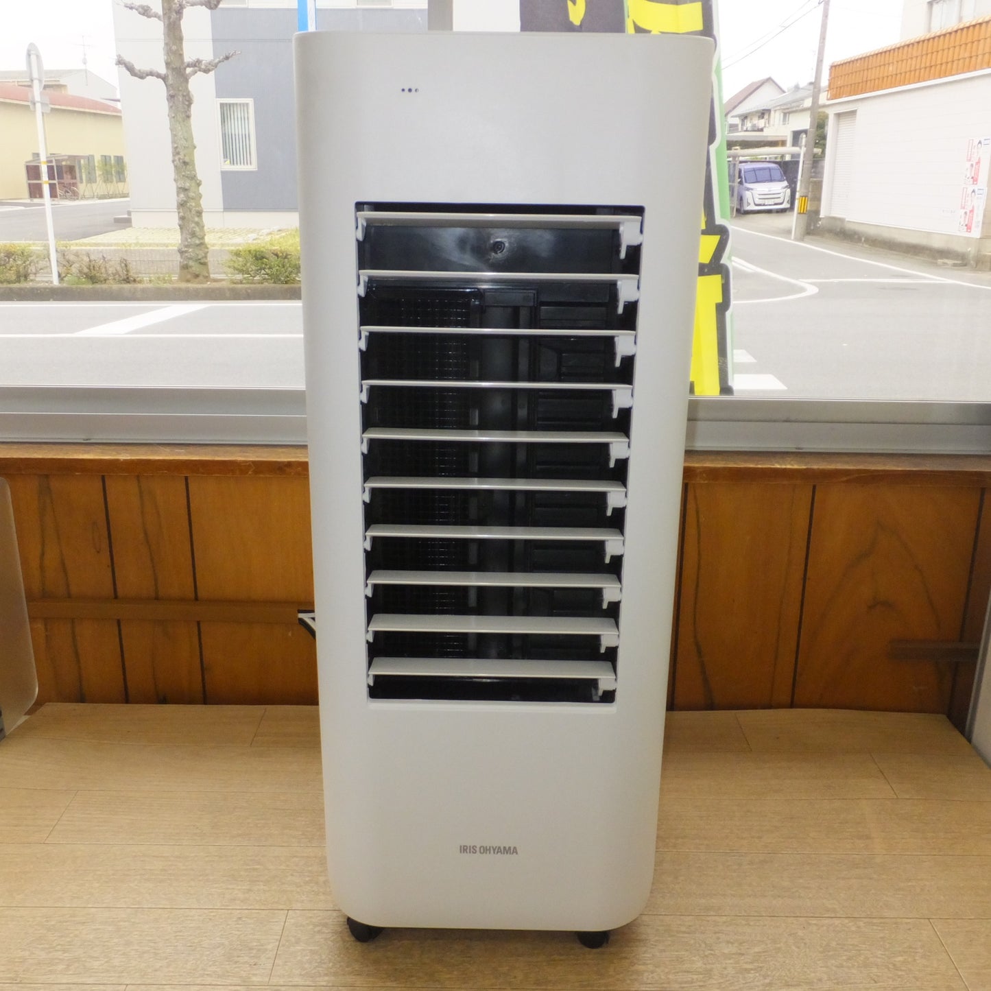 [送料無料] 美品★アイリスオーヤマ IRIS OHYAMA 2022年製 冷風扇 KCTF-02M-W　AC100V 50/60Hz★