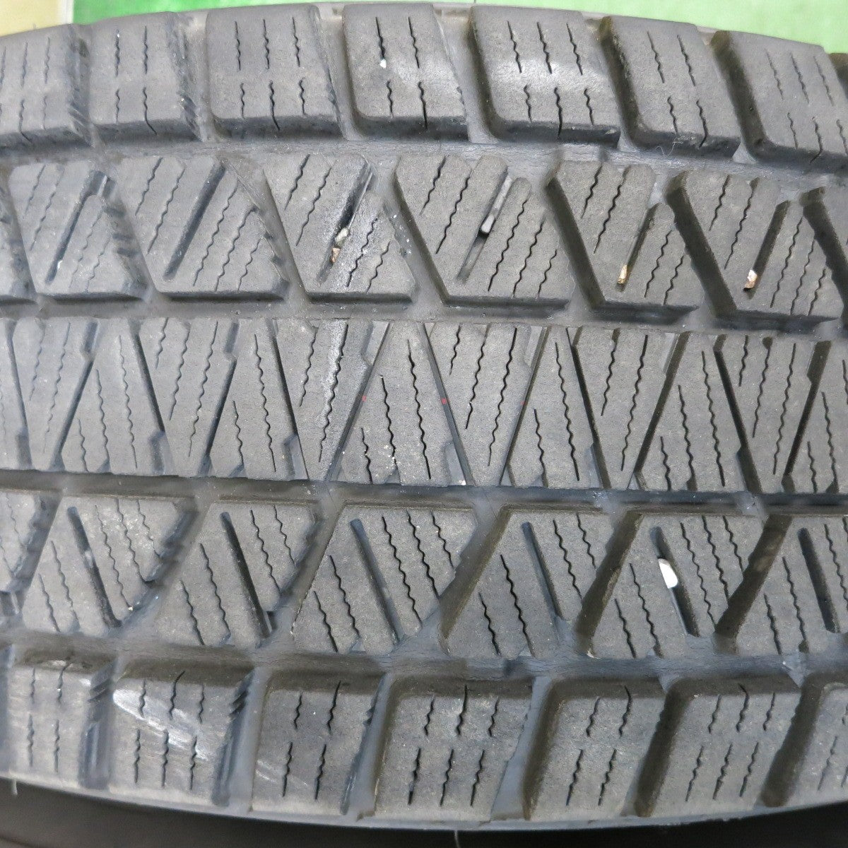 バリ溝！9分★スタッドレス 215/70R16 ブリヂストン ブリザック DM-V3 G-SPEED Gスピード 16インチ PCD114.3/5H★6043009HAス