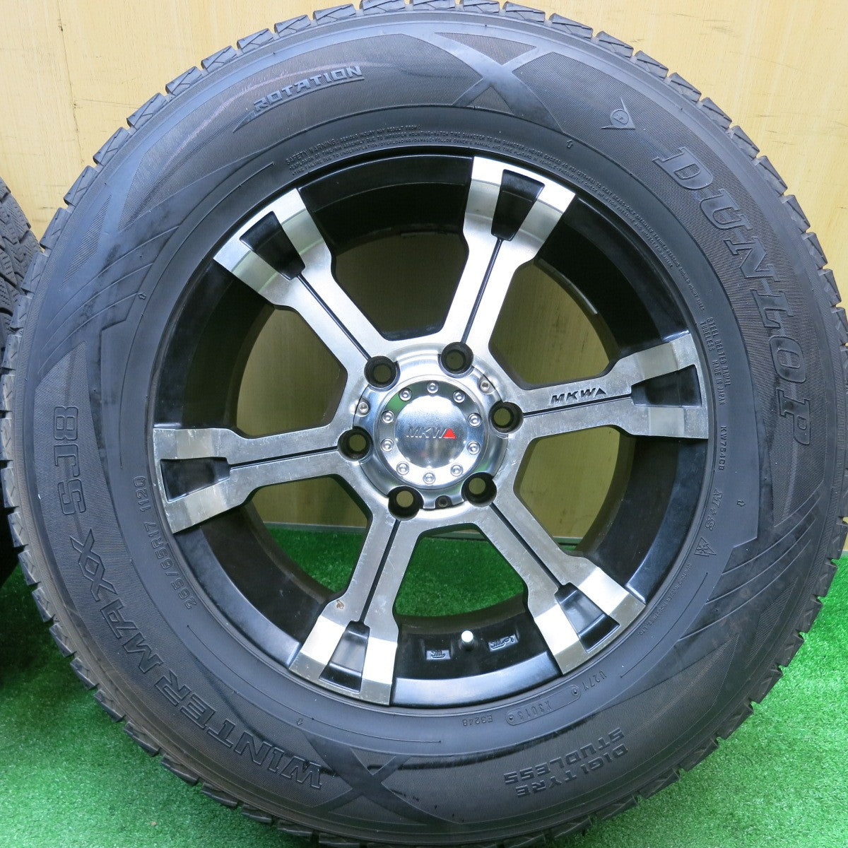 バリ溝！9.5分★MKW MK-36 265/65R17 スタッドレス ダンロップ ウインターマックス SJ8 17インチ PCD139.7/6H★5111301HAス