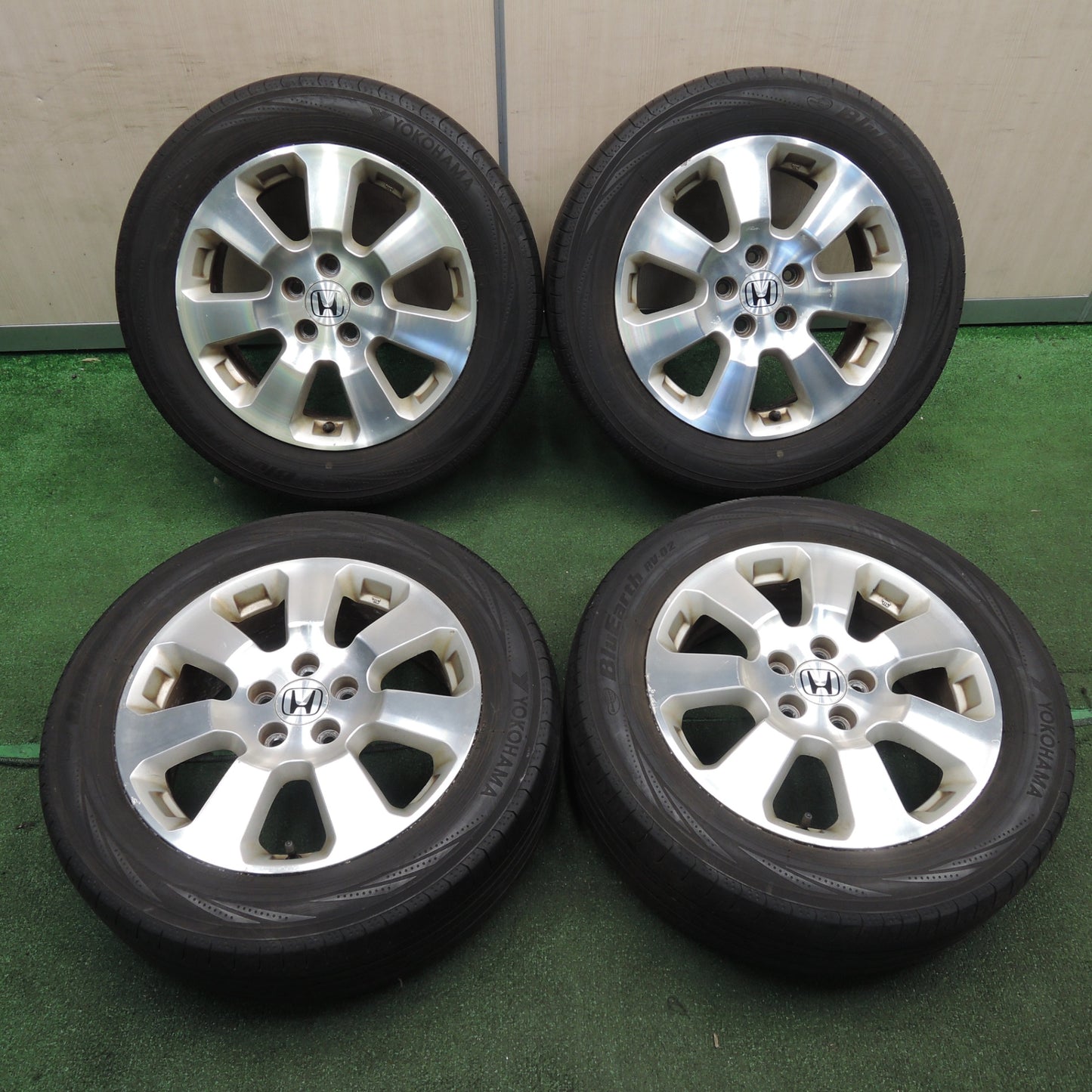 *送料無料* 4本価格★ホンダ RT3 クロスロード 純正 215/60R17 ヨコハマ ブルーアース RV-02 17インチ PCD114.3/5H★4031804TNノ