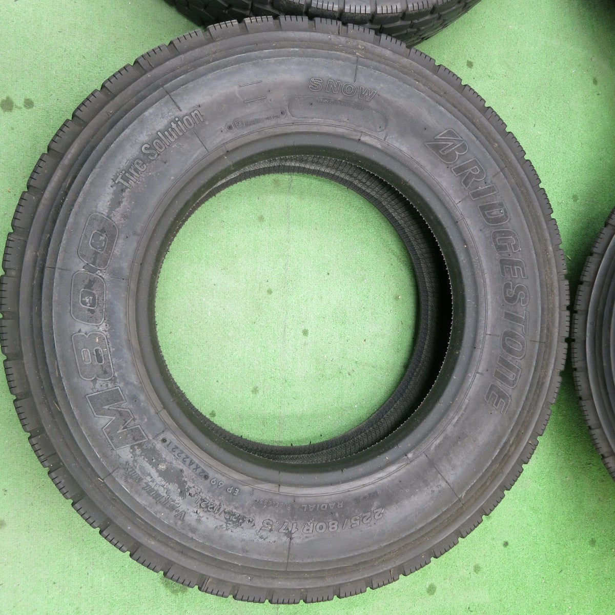 [送料無料] バリ溝！21年！ほぼ10分★トラック タイヤ 225/80R17.5 123/122L ブリヂストン M800 ミックス オールシーズン 17.5インチ★5031202ナスタ