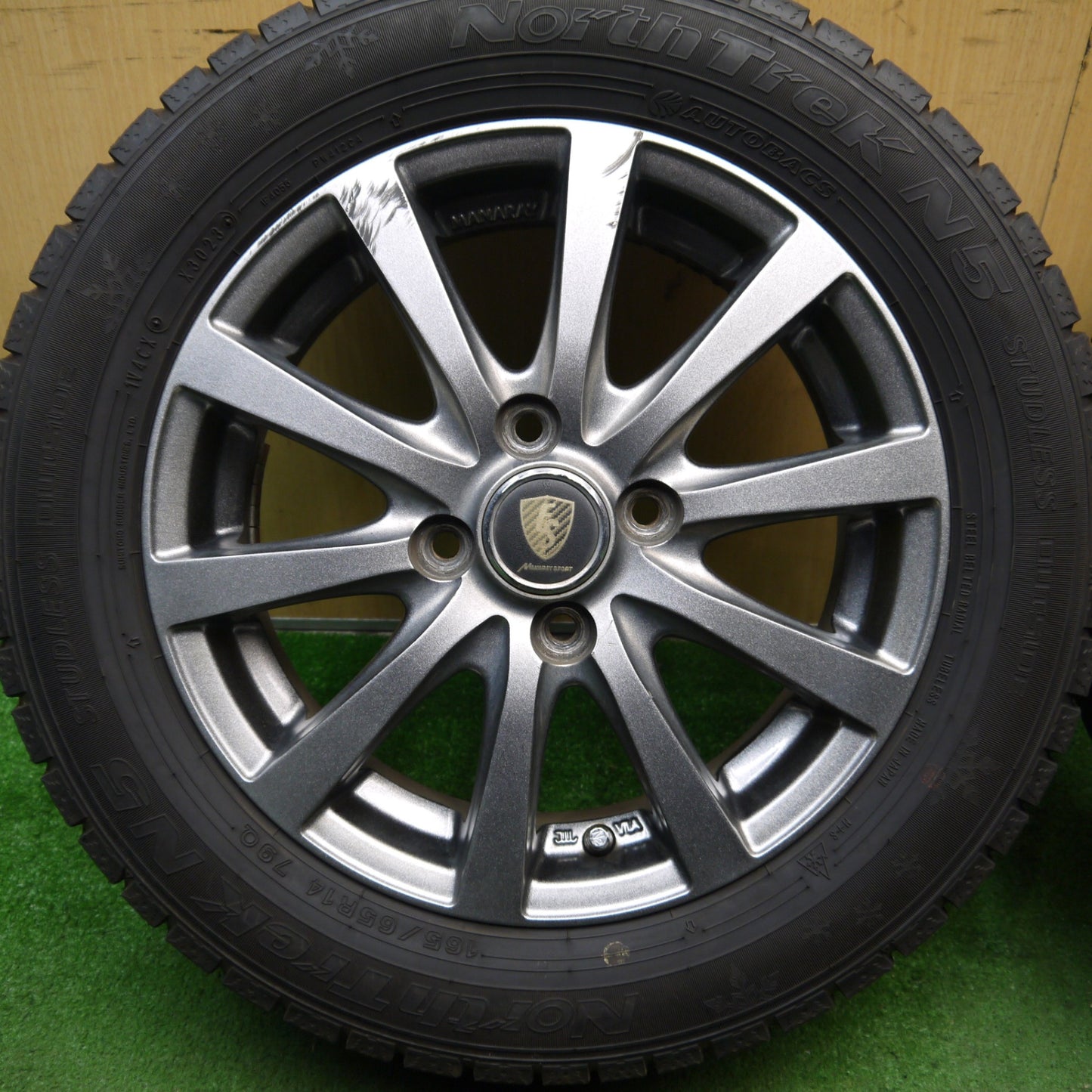 バリ溝！23年！9.5分以上★スタッドレス 165/65R14 オートバックス ノーストレック N5 MANARAY SPORT マナレイ スポーツ ソリオ ハスラー 等 PCD100/4H★5070206Hス