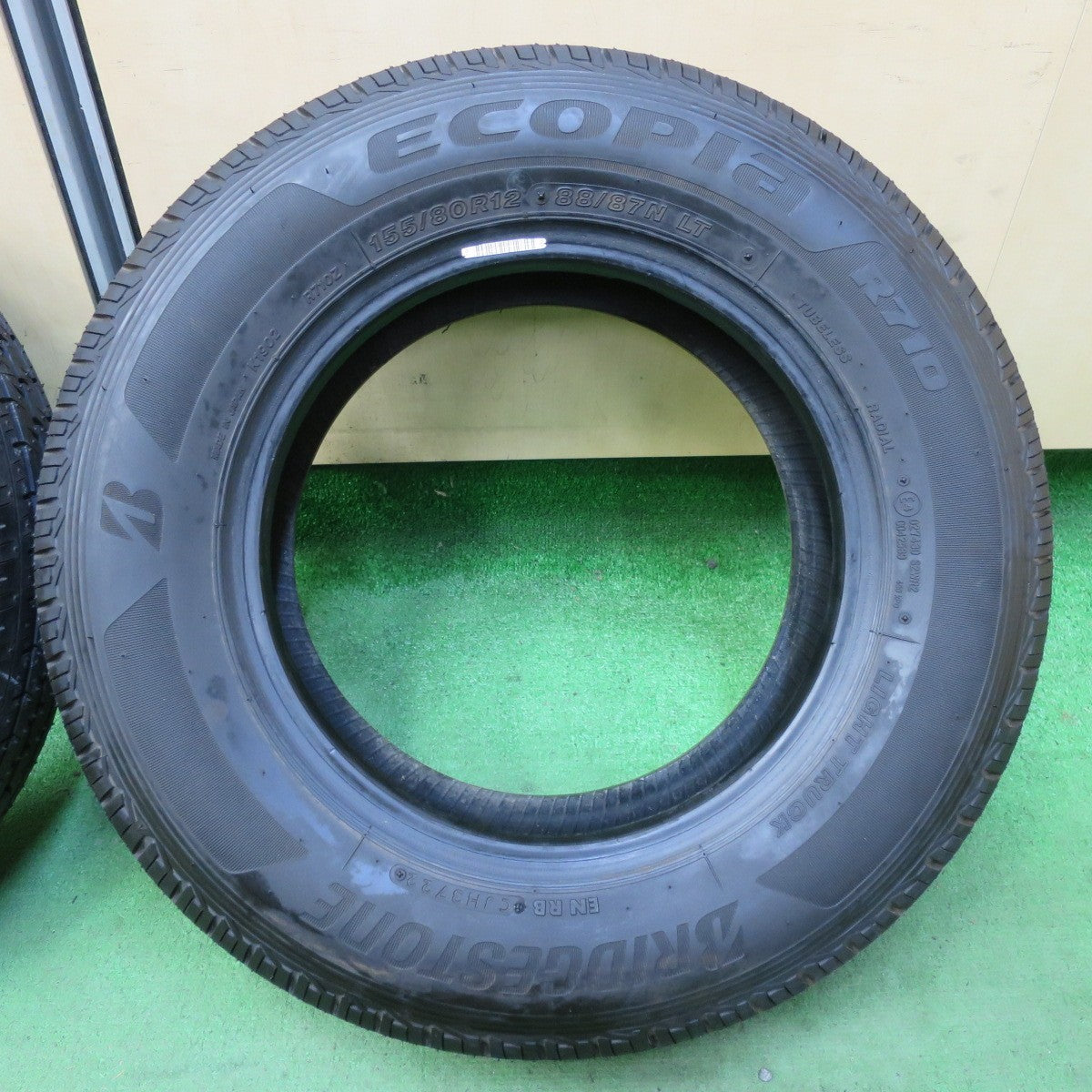 未使用！22年！2本★155/80R12 88/87N ブリヂストン エコピア R710 タイヤ 12インチ 商用 バン 小型 トラック 等★5062603イノタ