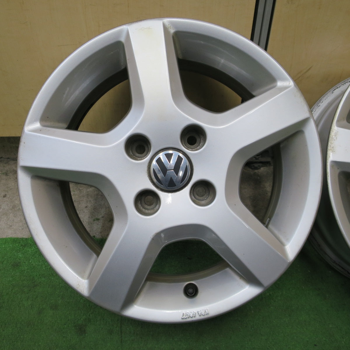 4本価格★ワーゲン up! 純正 ホイール 14インチ アップ 14×5J PCD100/4H★6061602NGホ