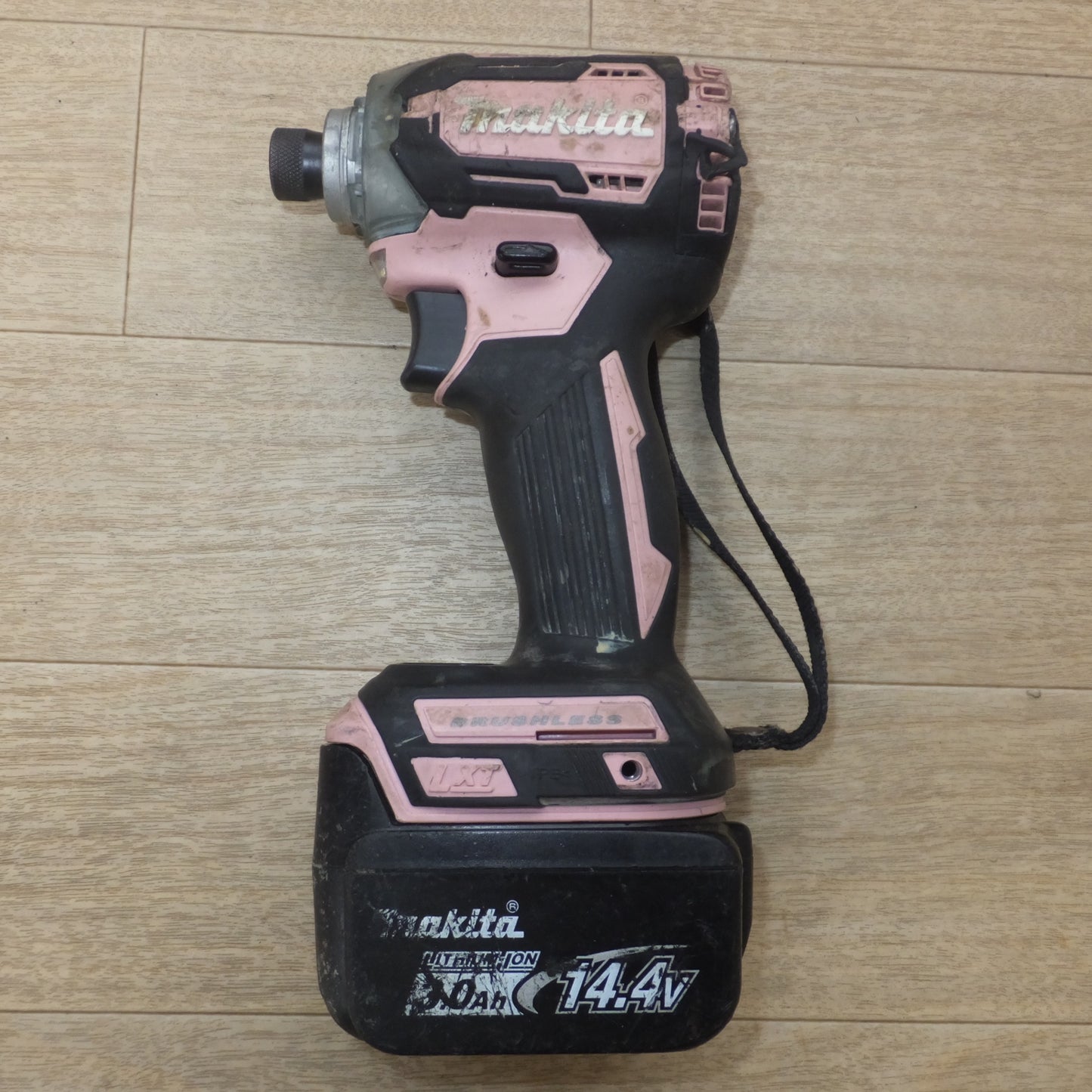 [送料無料] ★マキタ makita 充電式インパクトドライバ TD160D　バッテリ BL1430B　セット★