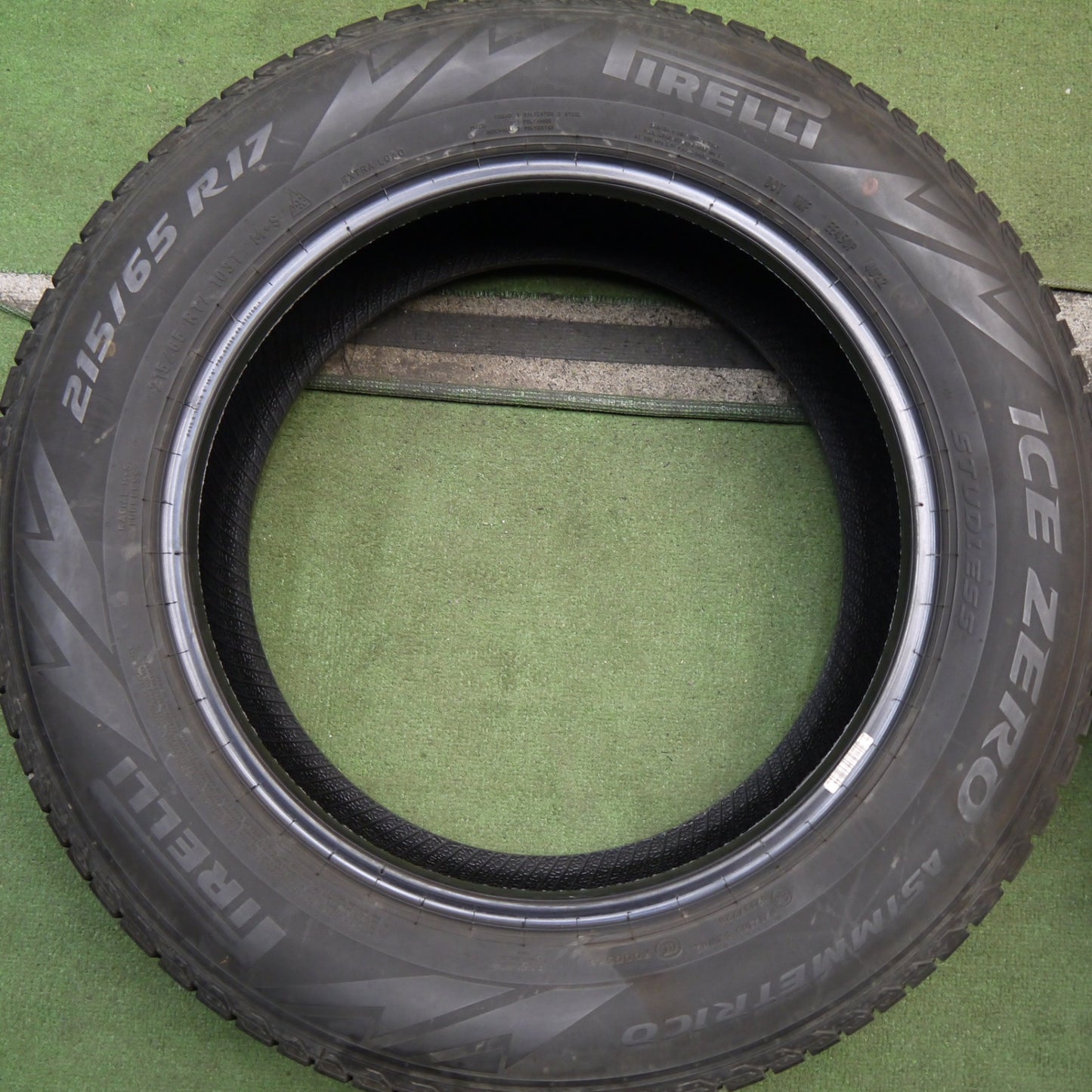 4本価格！22年★スタッドレス 215/65R17 ピレリ アイスゼロ アシンメトリコ タイヤ 17インチ ワーゲン ティグアン アウディ Q3 等★5100101Hスタ