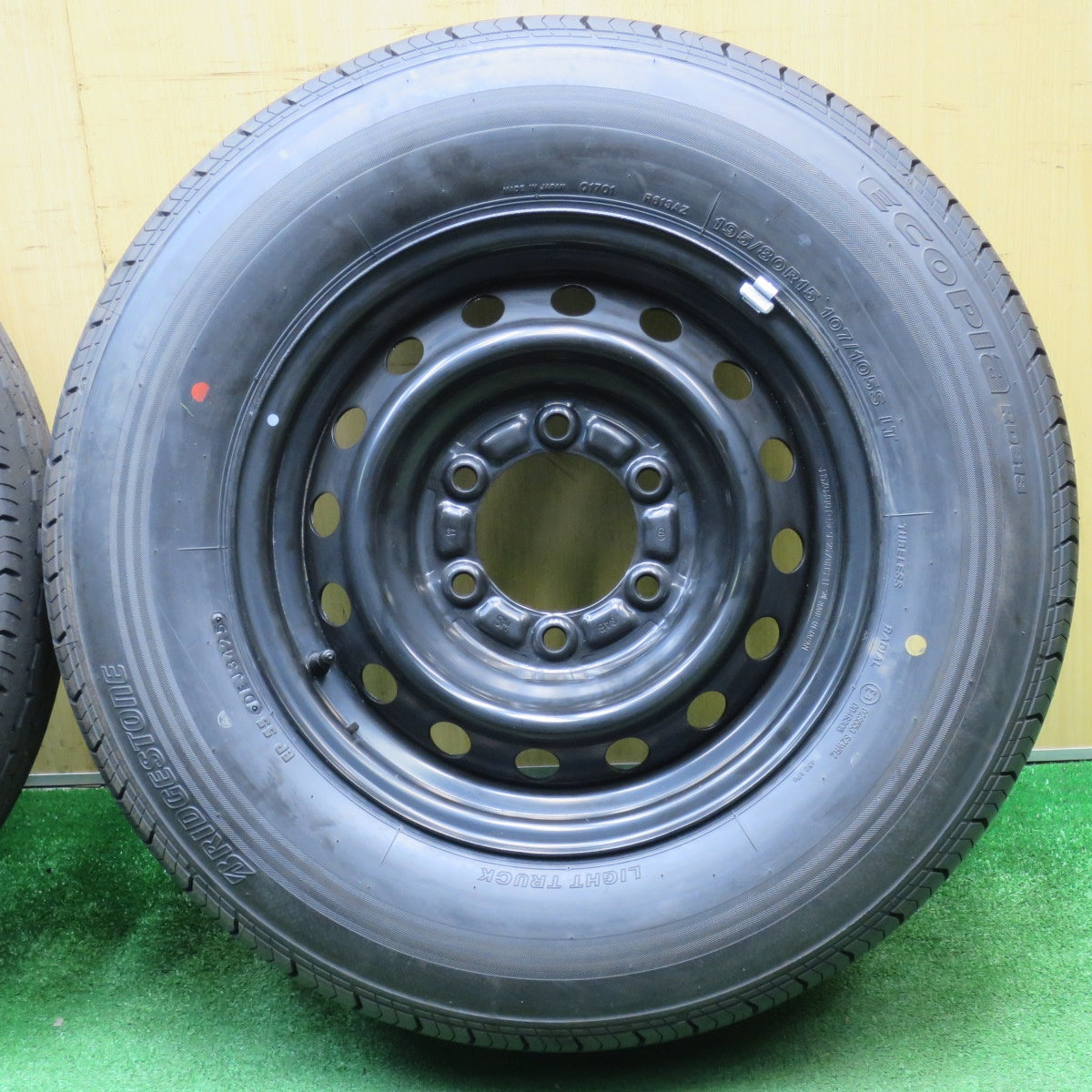 新車外し！25年★トヨタ ハイエース 純正 スチール 195/80R15 107/105S ブリヂストン エコピア RD613 15インチ PCD139.7/6H★5121809NJノ