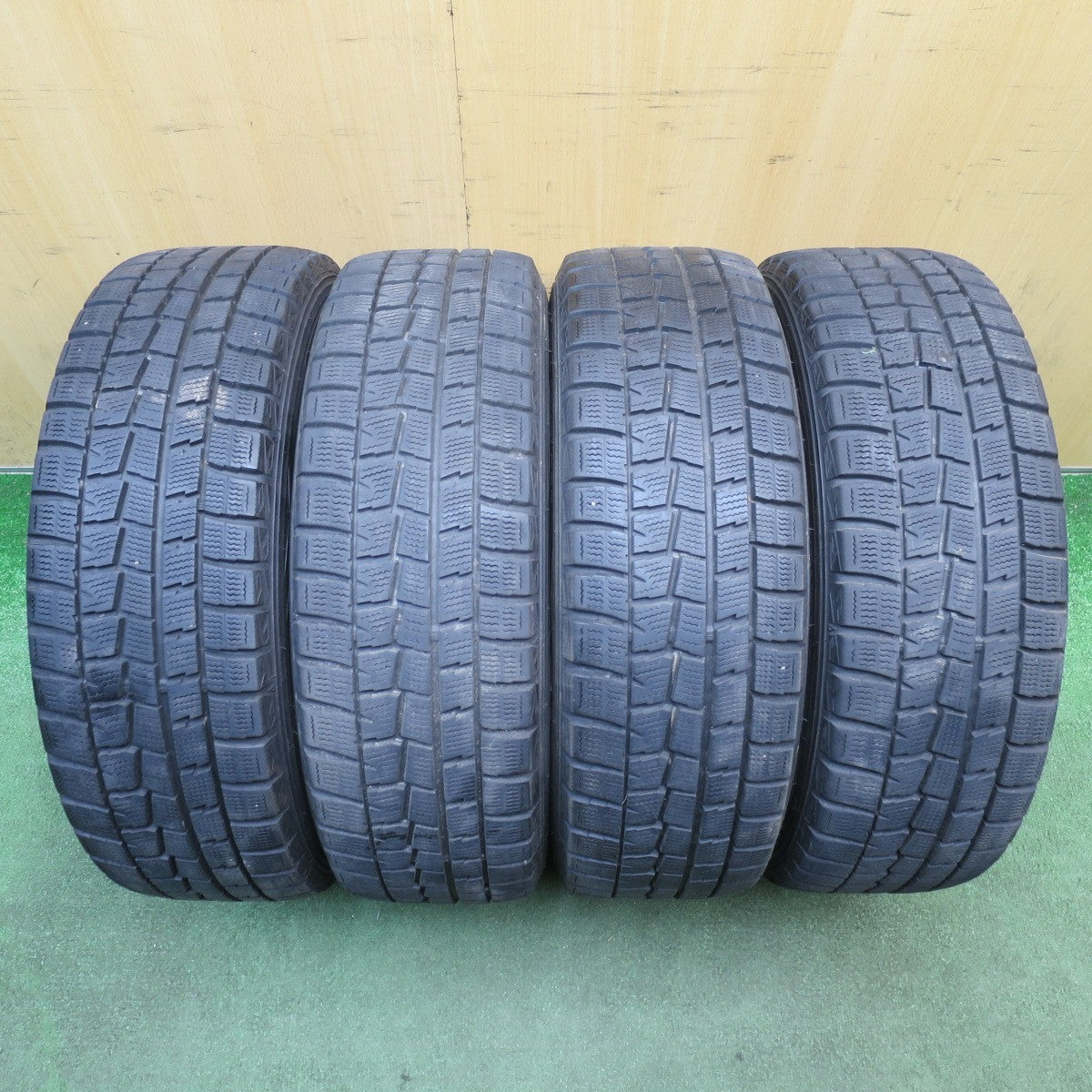 バリ溝！キレイ！8.5分★スタッドレス 185/60R15 ダンロップ ウインターマックス WM01 社外 アルミ 15インチ PCD100/4H★6051812NJス