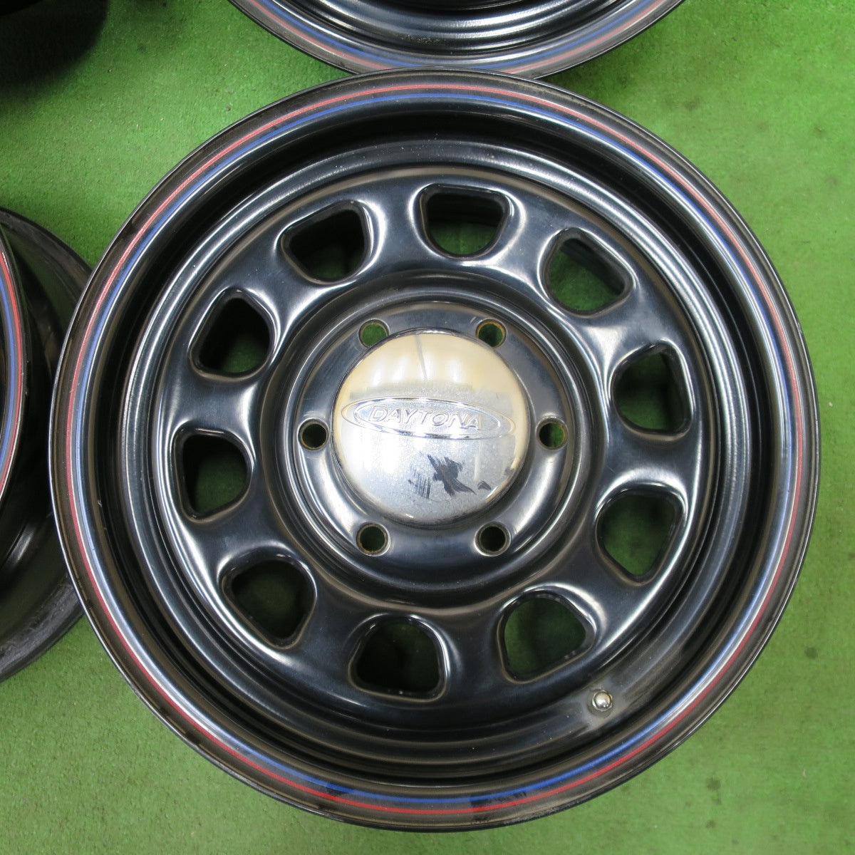 4本価格★DAYTONA デイトナ 15インチ ホイール 15×6.5J PCD139.7/6H★6022505ナホ