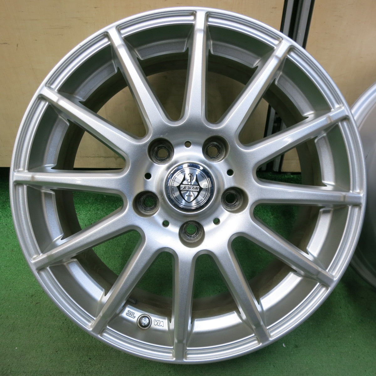 [送料無料] キレイ★JOKER weds ホイール 16インチ ジョーカー ウェッズ 16×6.5J PCD114.3/5H★5021404SYホ